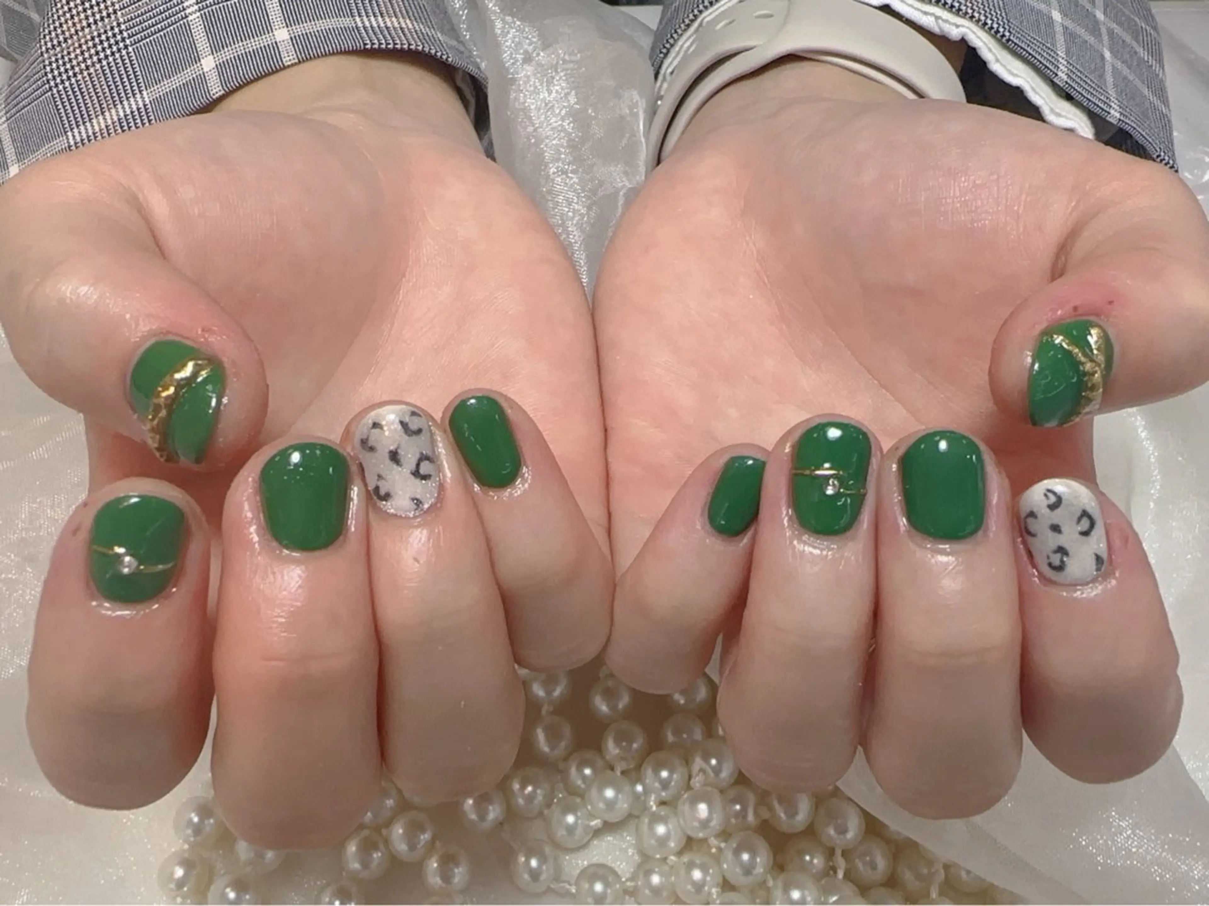 ネイル ハンドネイル VIVIAN エイのネイルデザイン