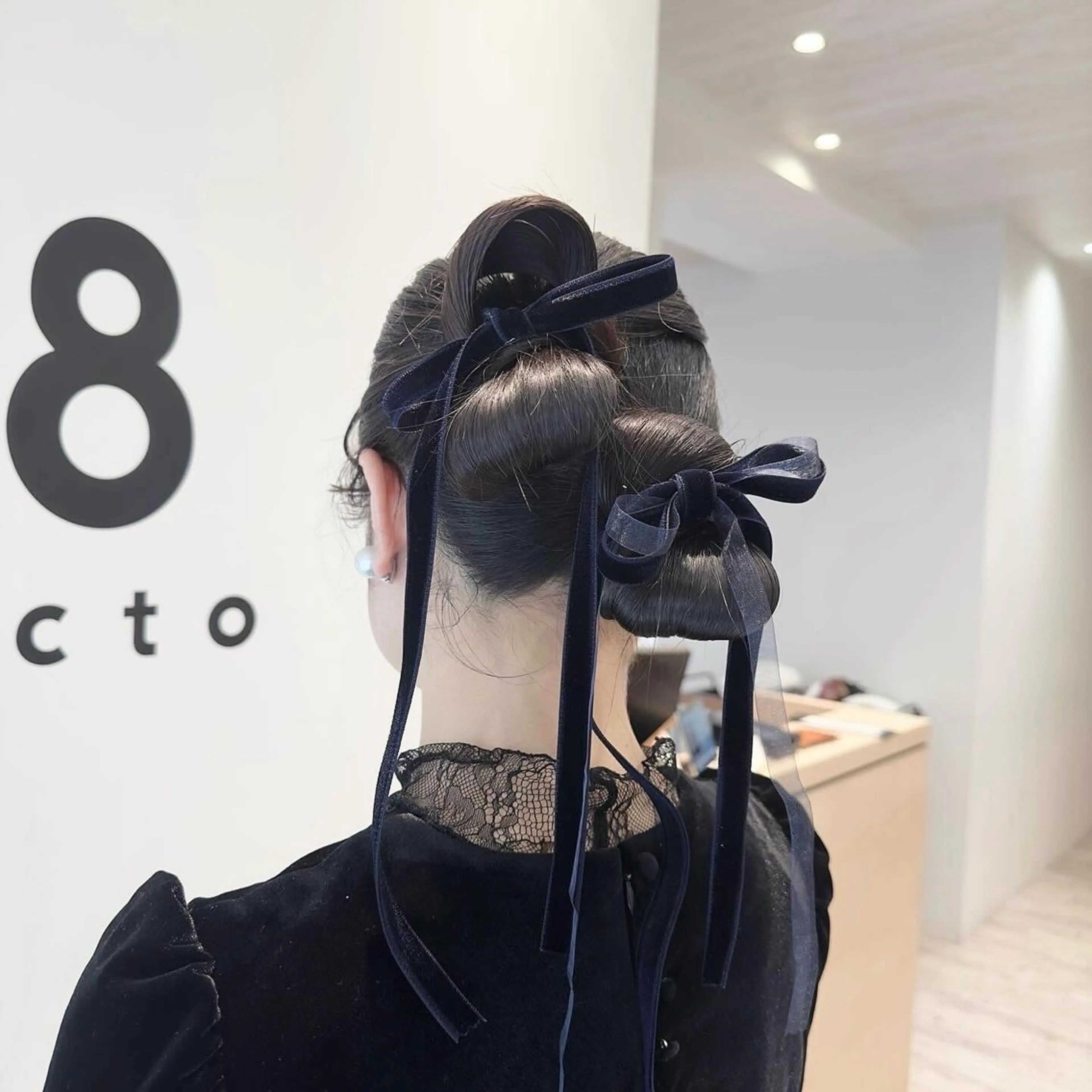 ロング ヘアアレンジ お団子ヘア octo所属・梅澤 杏菜のヘアスタイル