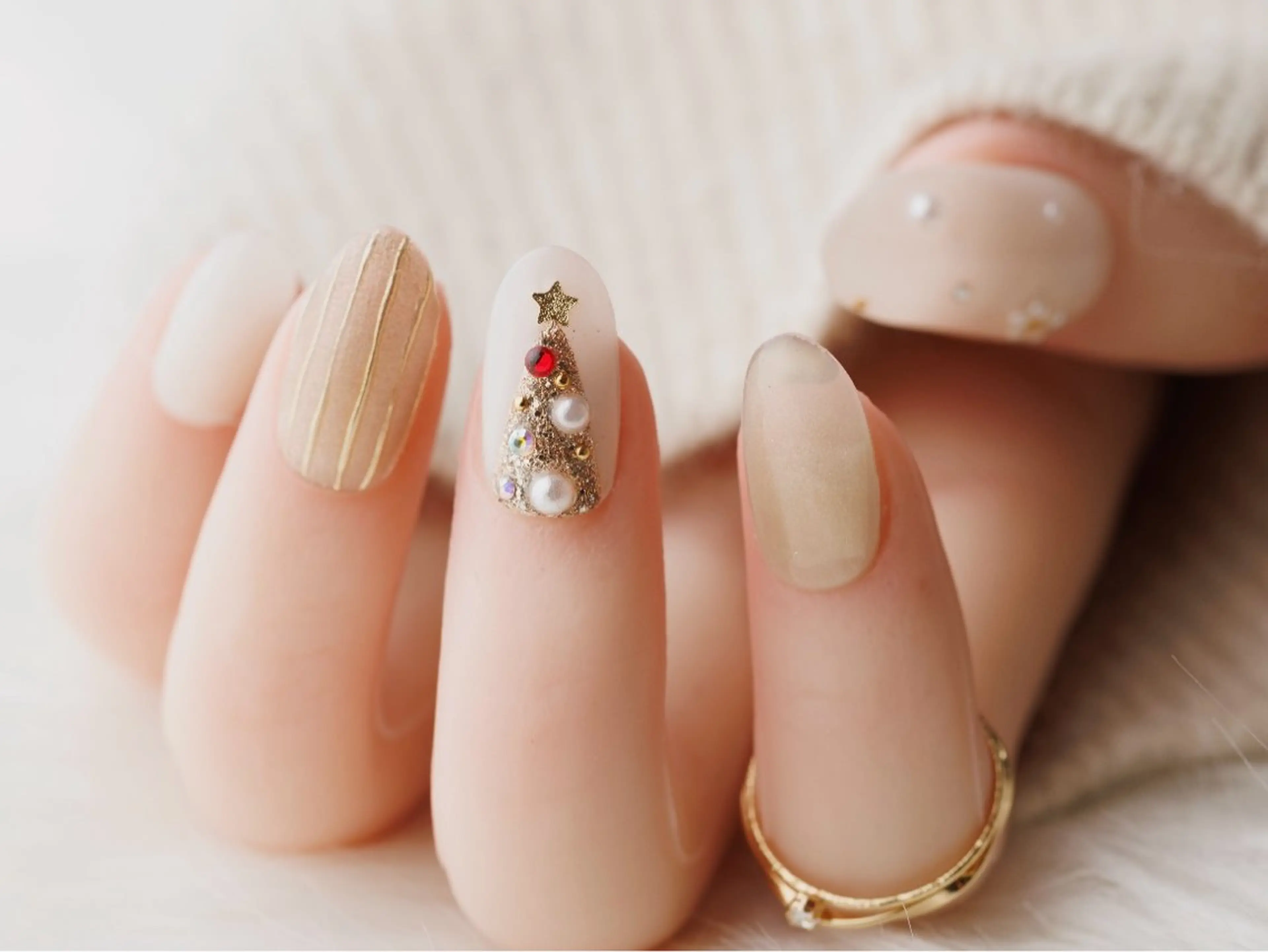 ネイル 月、水、木限定 和泉樹理のネイルデザイン