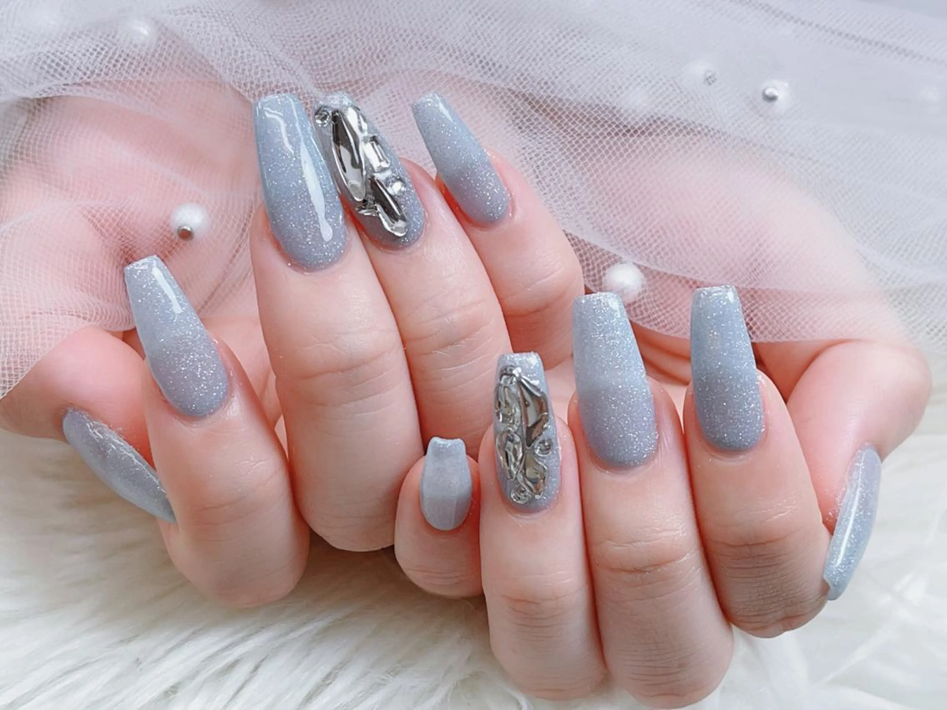 メンズ ネイル メンズ韓国風 アートネイル フレンチネイル ジェルネイル キラキラネイル ハンドネイル Bloom kabukiのネイルデザイン