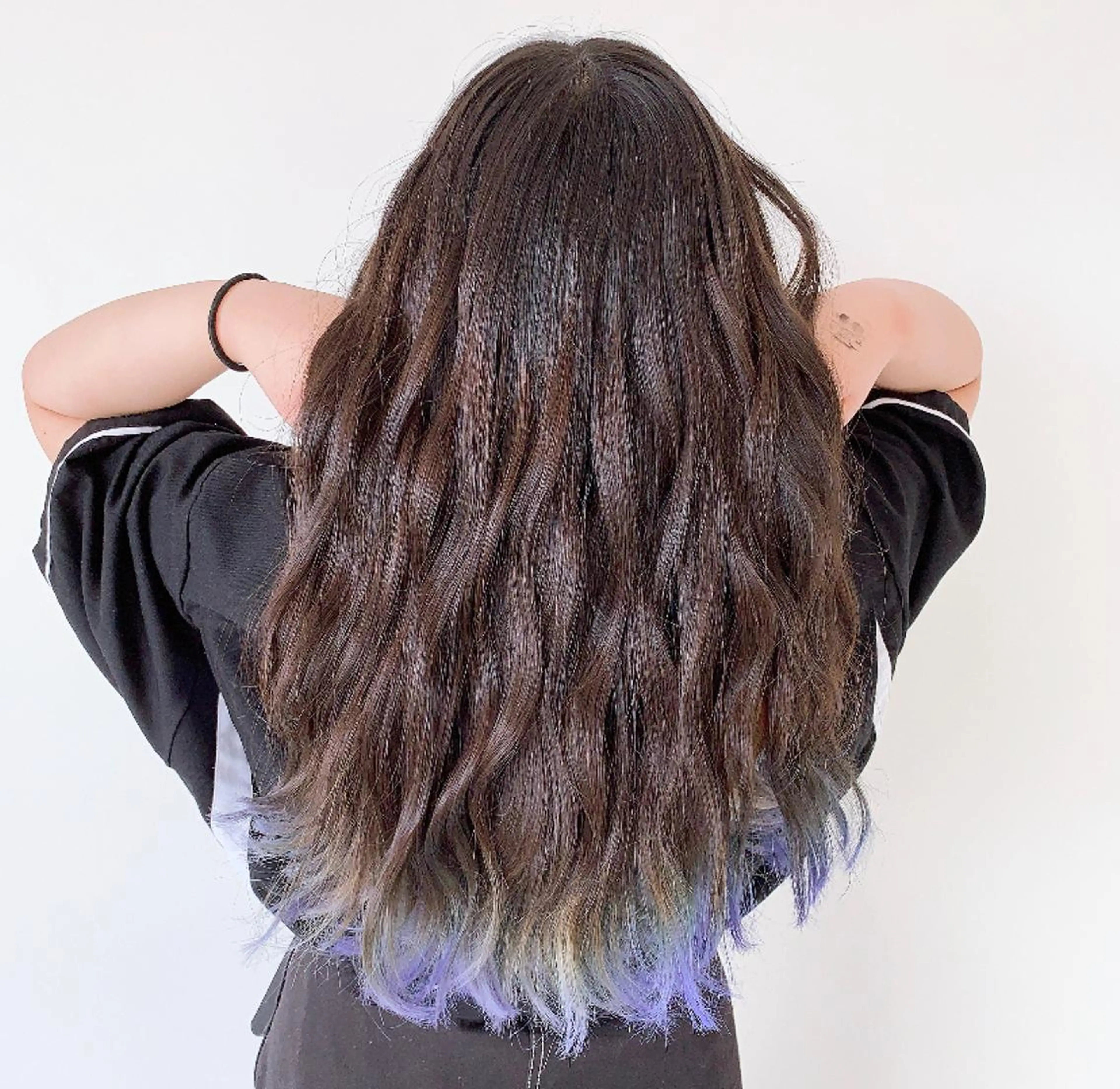 ロング カラー パーマ マツエク・マツパ グラデーションカラー くすみミルクティー／ ブラウン🪡TOWAのヘアスタイル