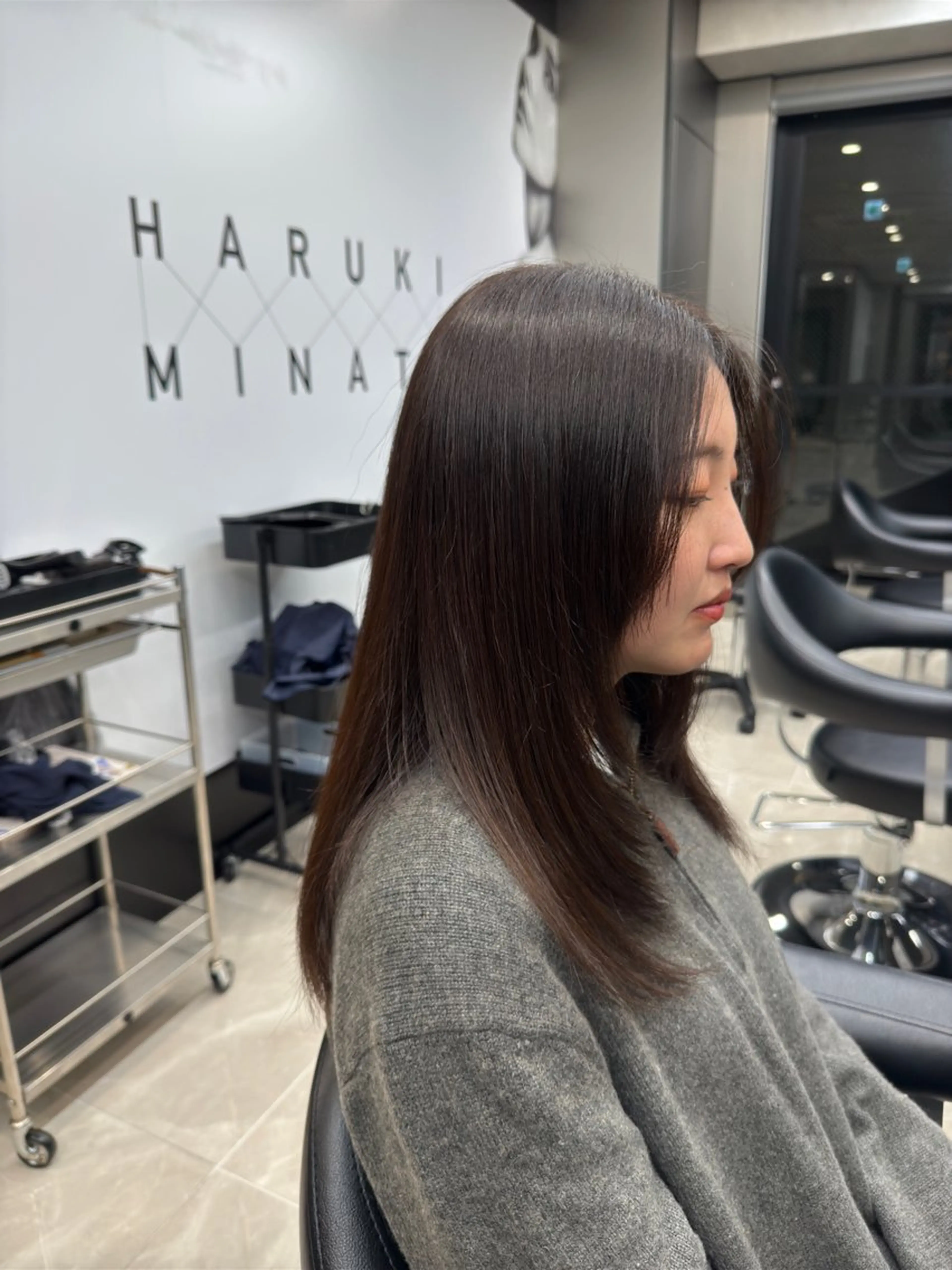 セミロング HARUKI MINATO japan東京店所属・三輪 隼大のヘアスタイル