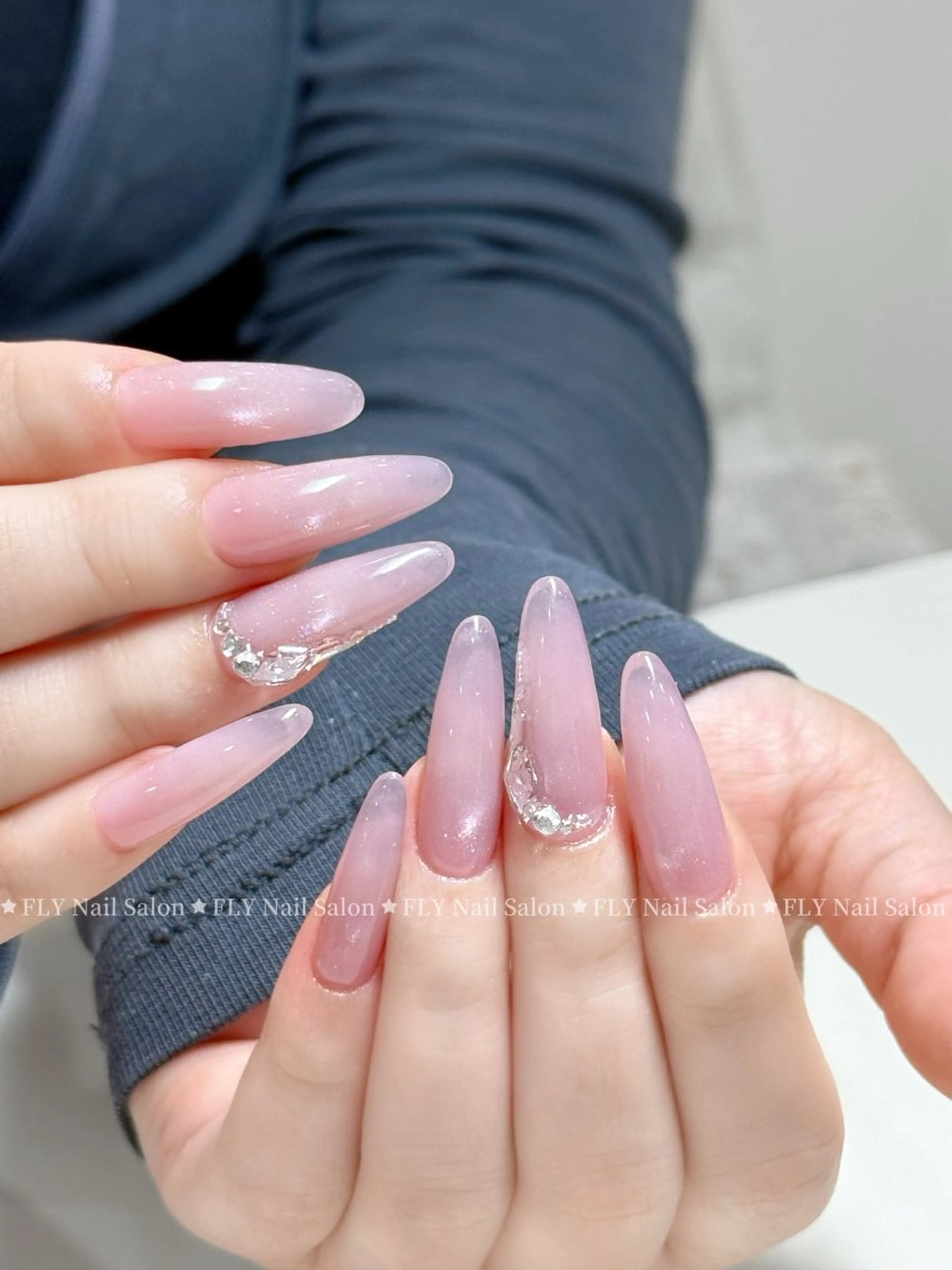 ネイル ハンドネイル FLY Nail Salonのネイルデザイン