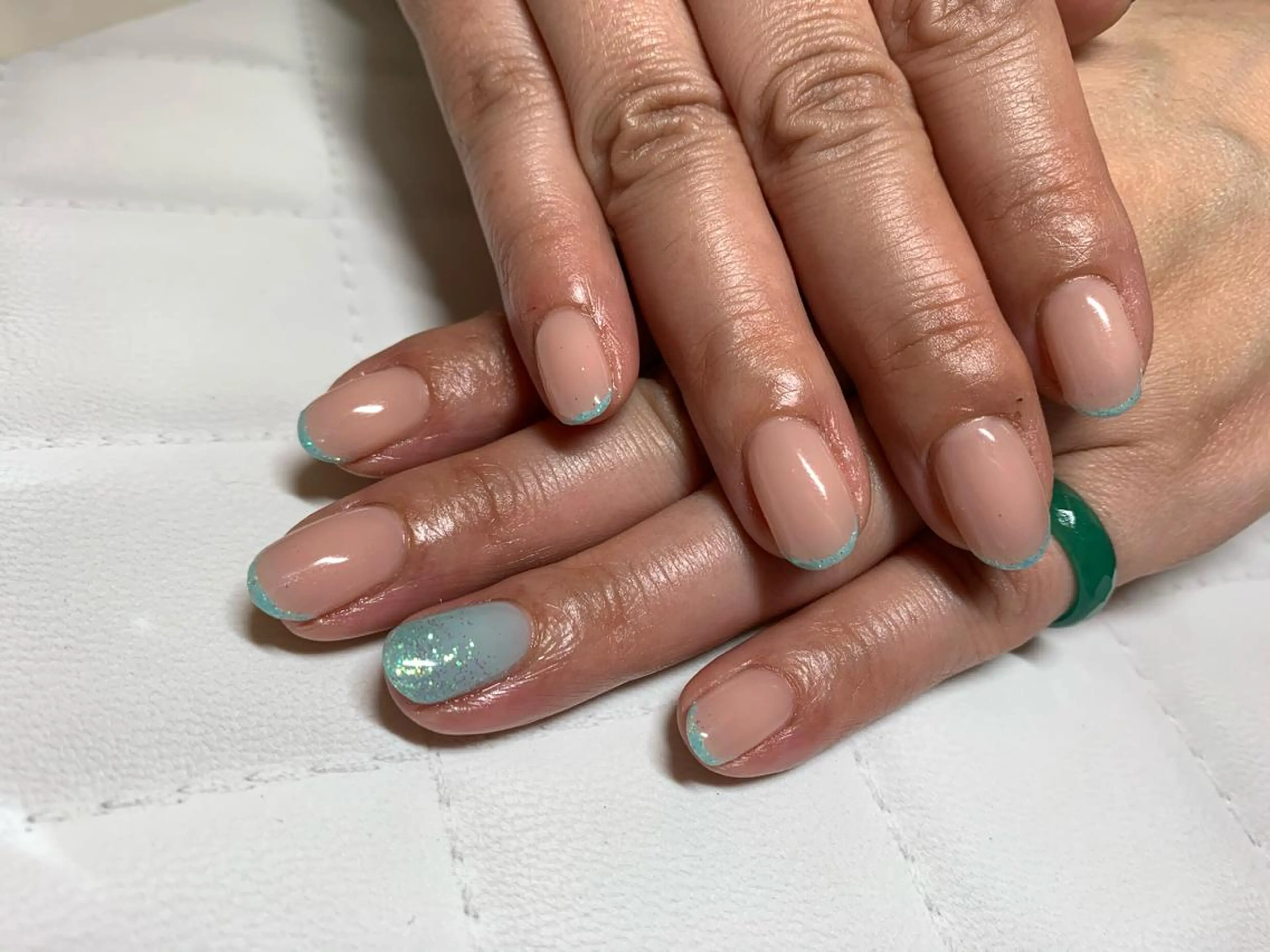 ネイル 髙城 亜紀のネイルデザイン