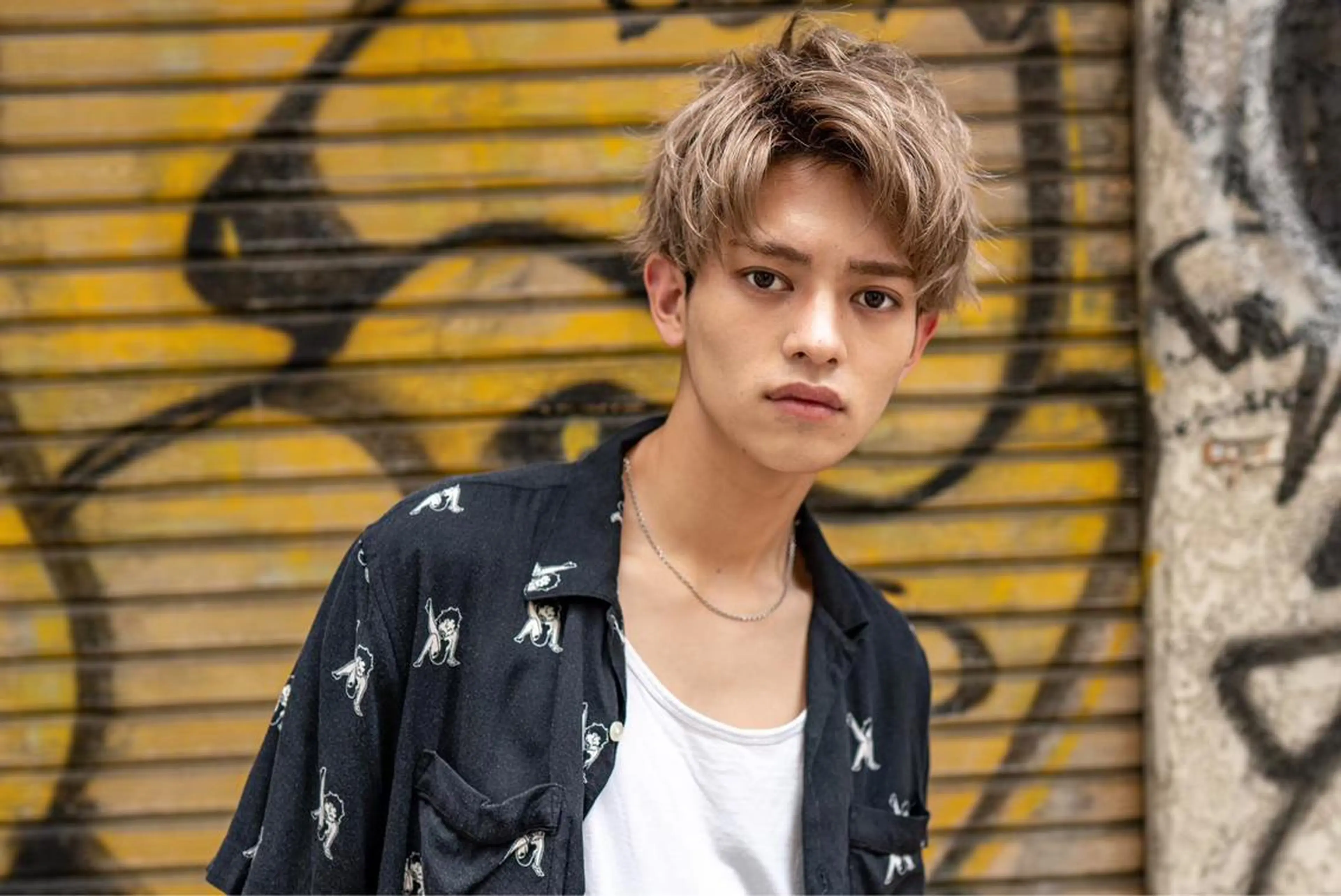 ショート カラー パーマ メンズ 波巻きスパイラルパー マ/シャドウパーマ駿のヘアスタイル