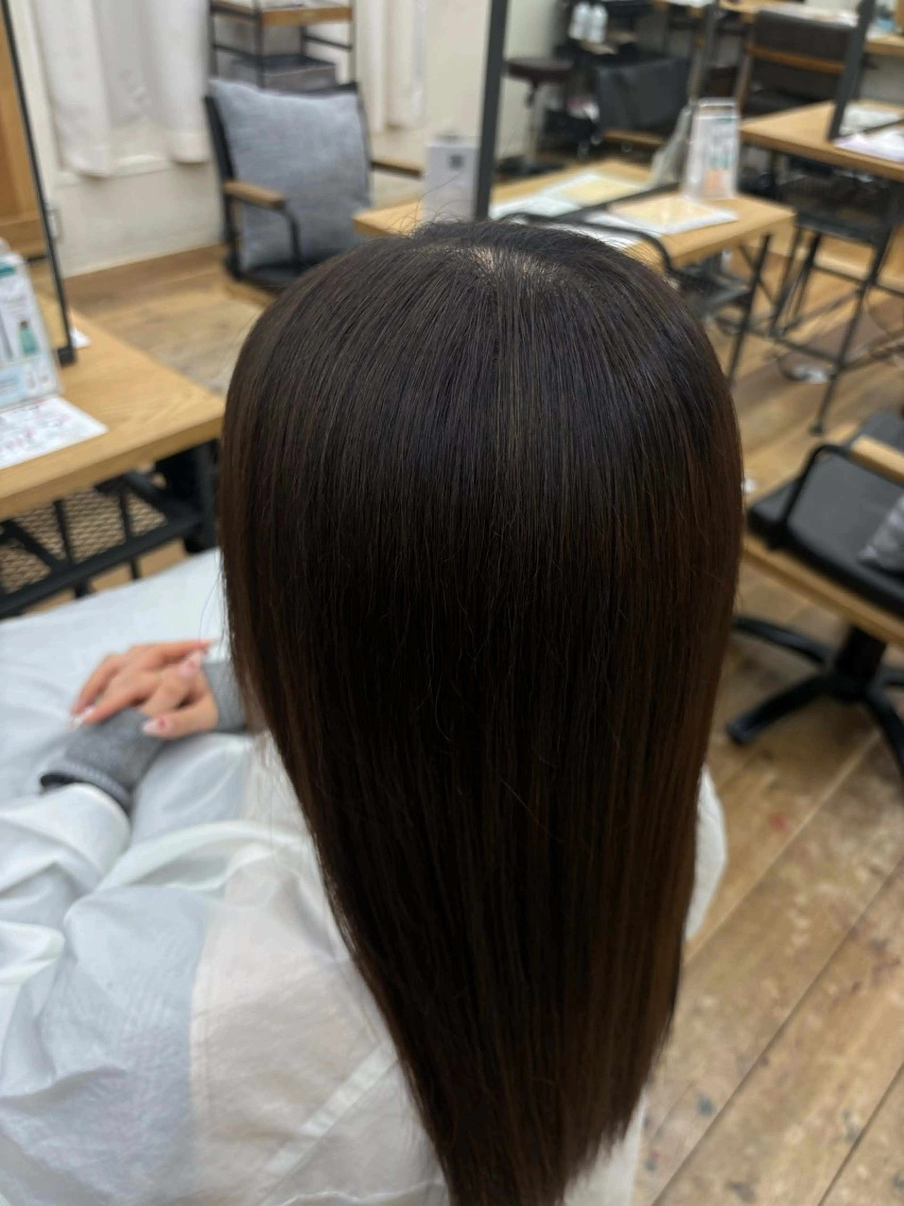 ロング 縮毛矯正 よこやま なぎさのヘアスタイル