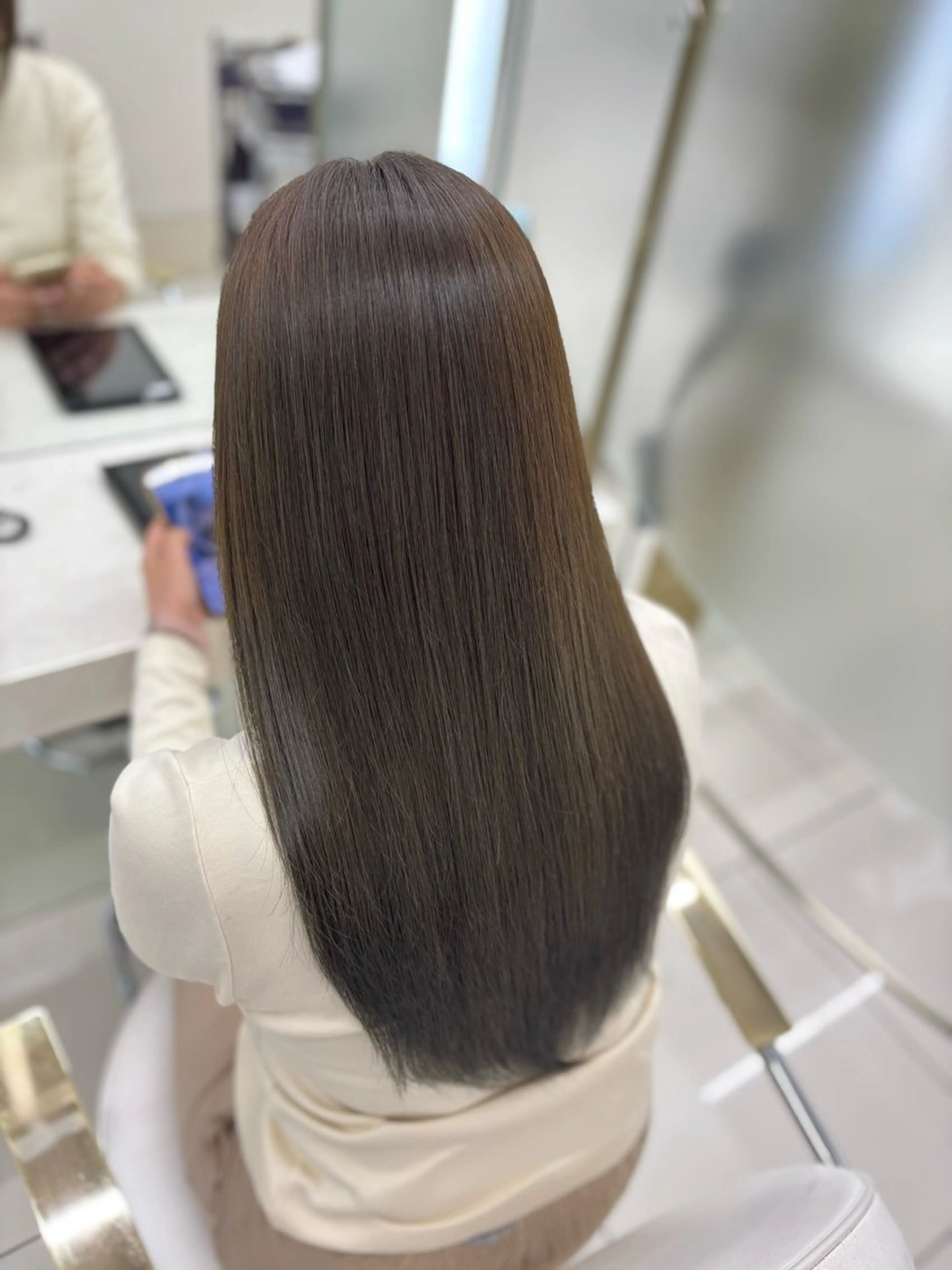 ロング カラー 春妃🌷.*うる艶 カラー𝜗𝜚銀座のヘアスタイル