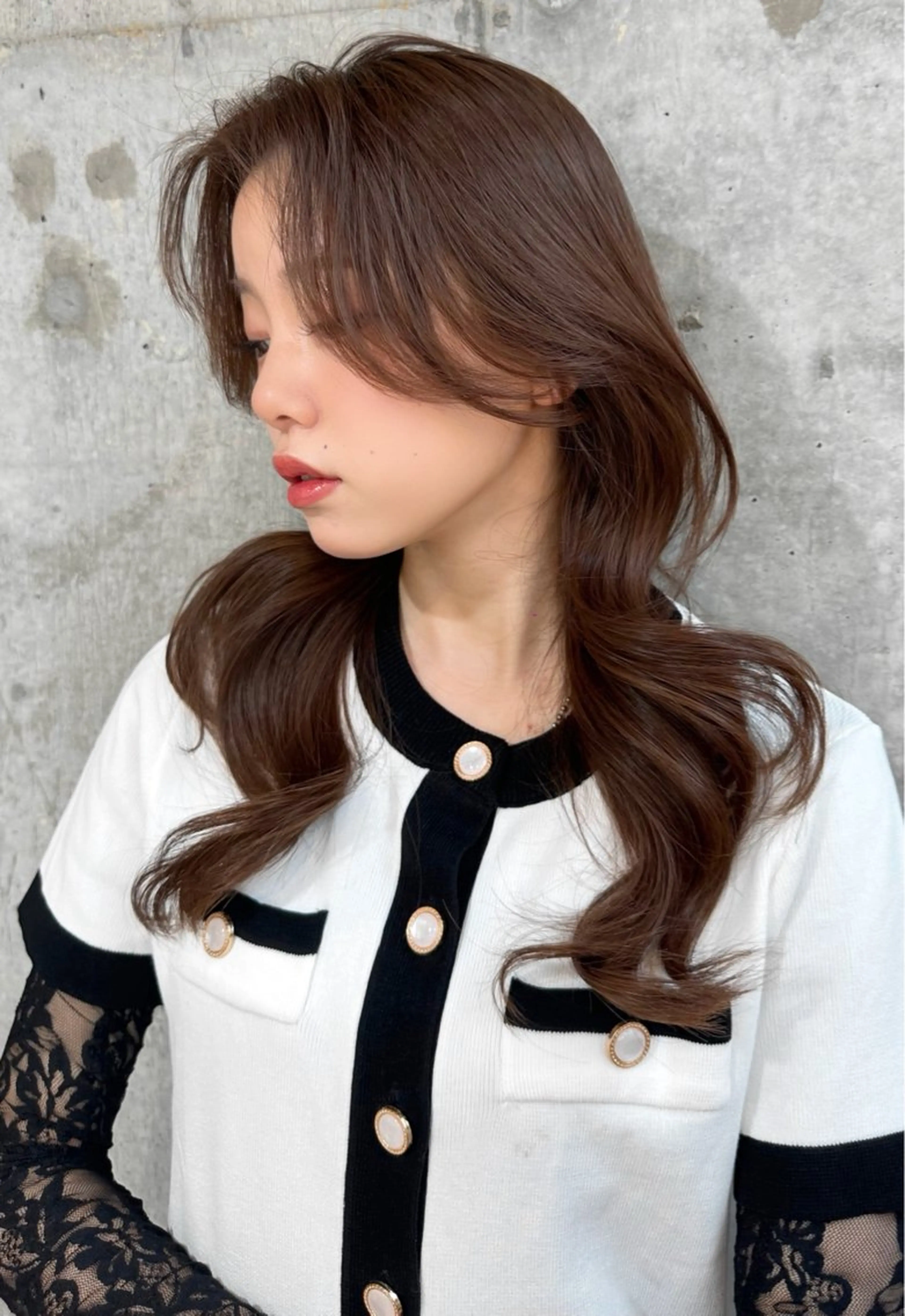 セミロング カラー ケアカラー 透明感カラー オレンジ レイヤーカット カット ヘアカラー トリートメント ヘッドスパ ヘアセット 新宿/韓国レイヤー 髪質改善カラー/角所のヘアスタイル