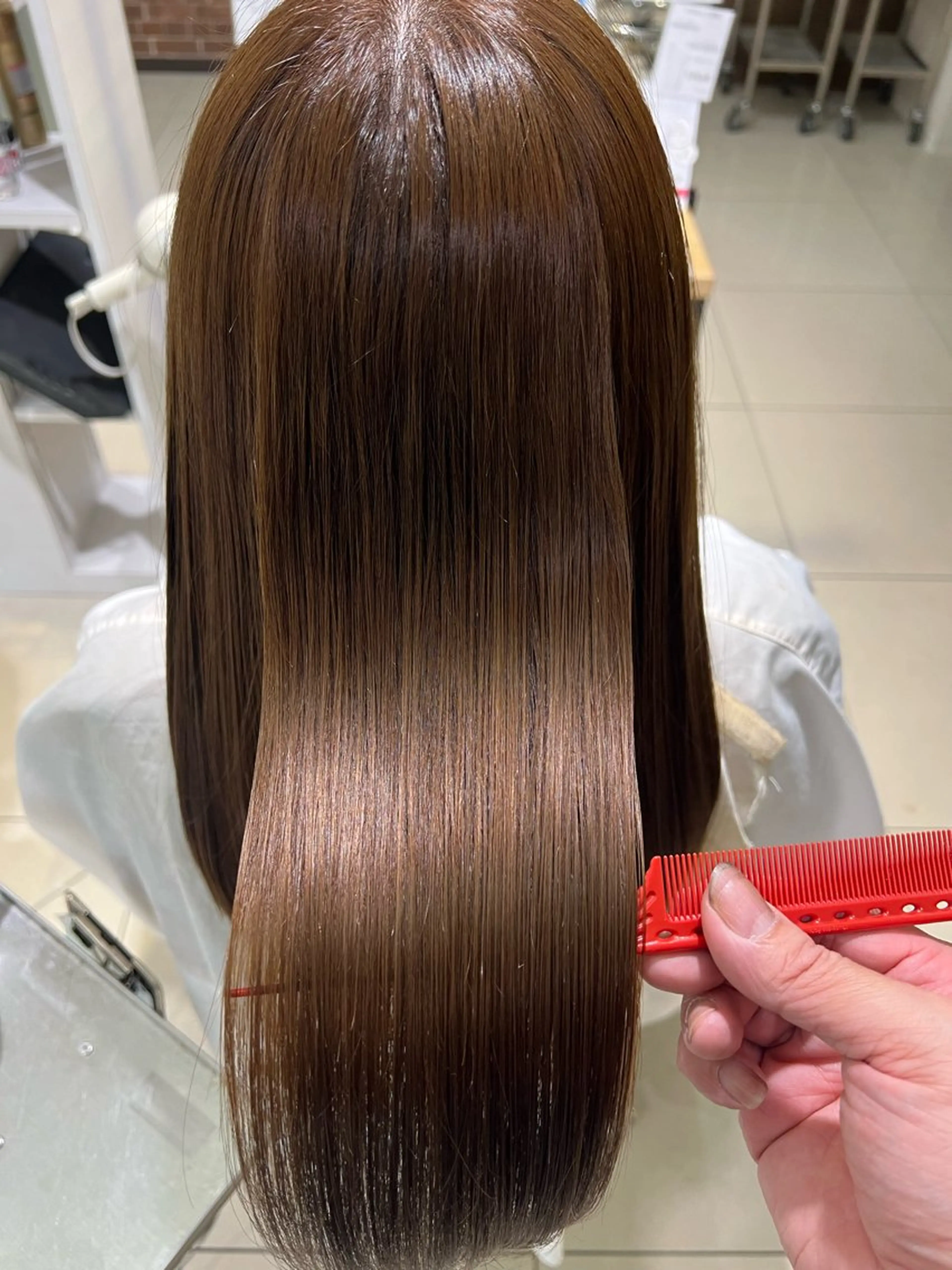 似合わせカット+美髪縮毛矯正+髪質改善トリートメントの写真