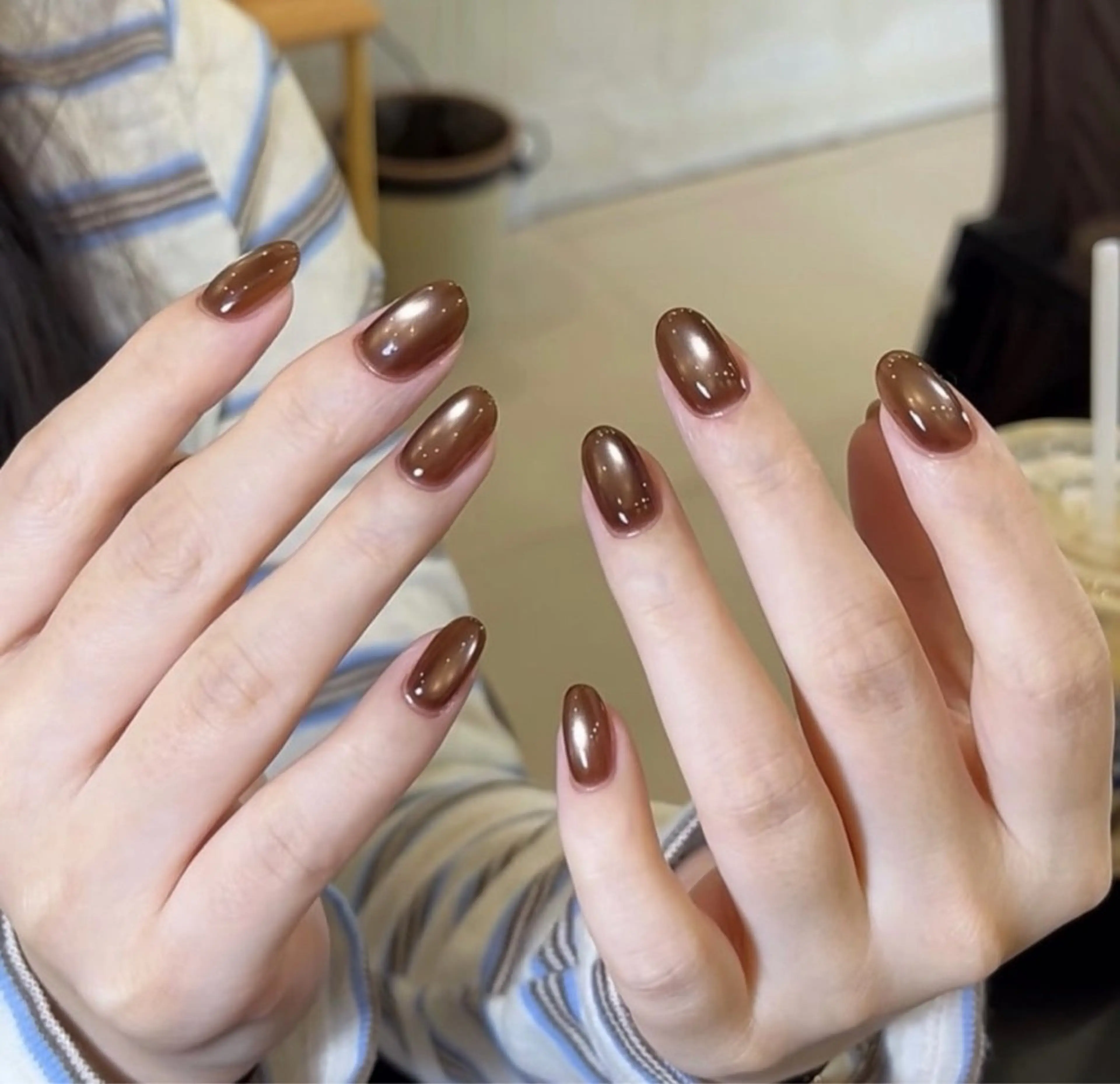 ネイル オーロラネイル ブルー チークネイル フットネイル フレンチネイル ハンドネイル Ema エマのネイルデザイン