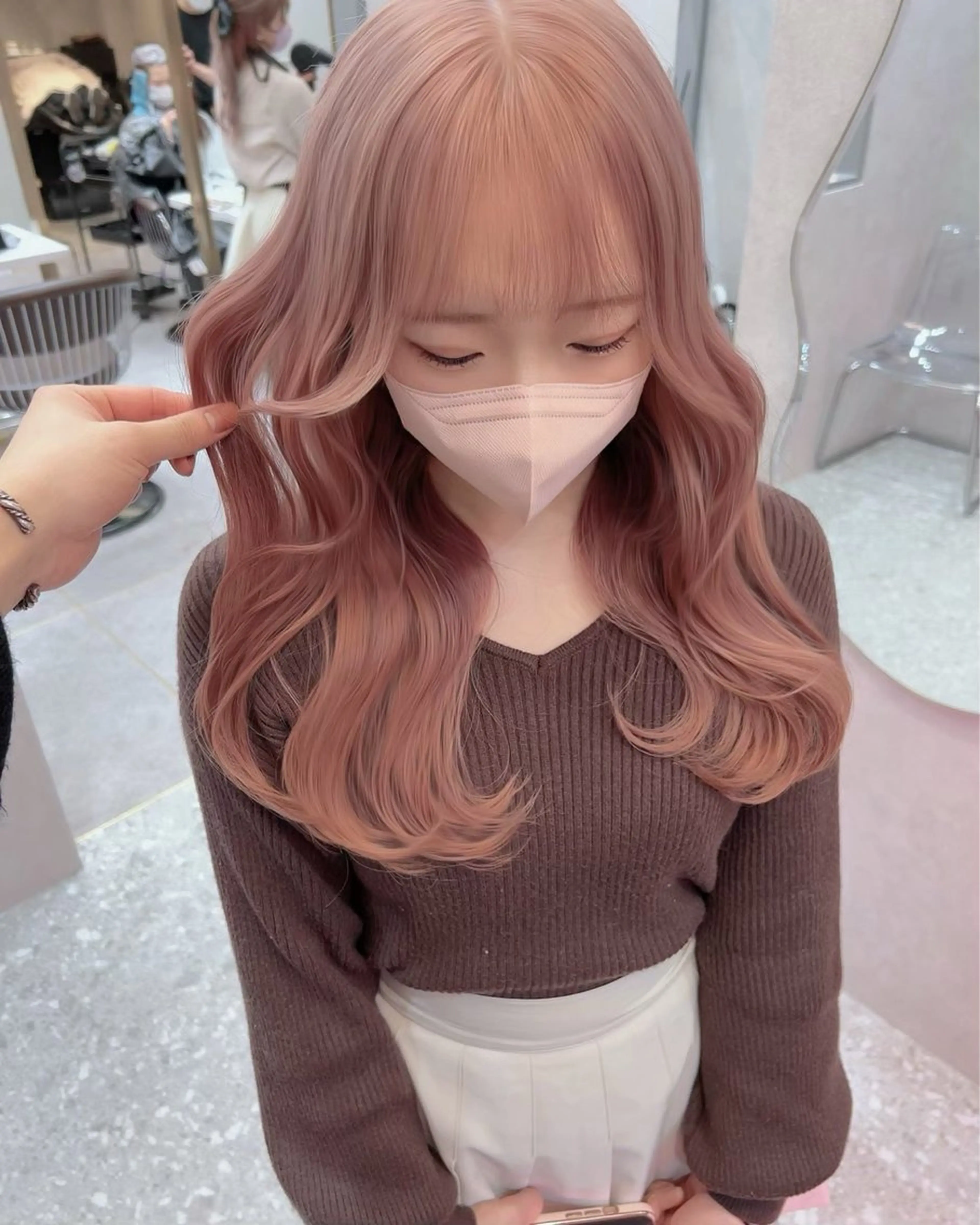 ロング くびれヘア 髪質改善 韓国風ヘア トリートメント Lond mare所属・あ い か 🎀 レイヤーカットのヘアスタイル