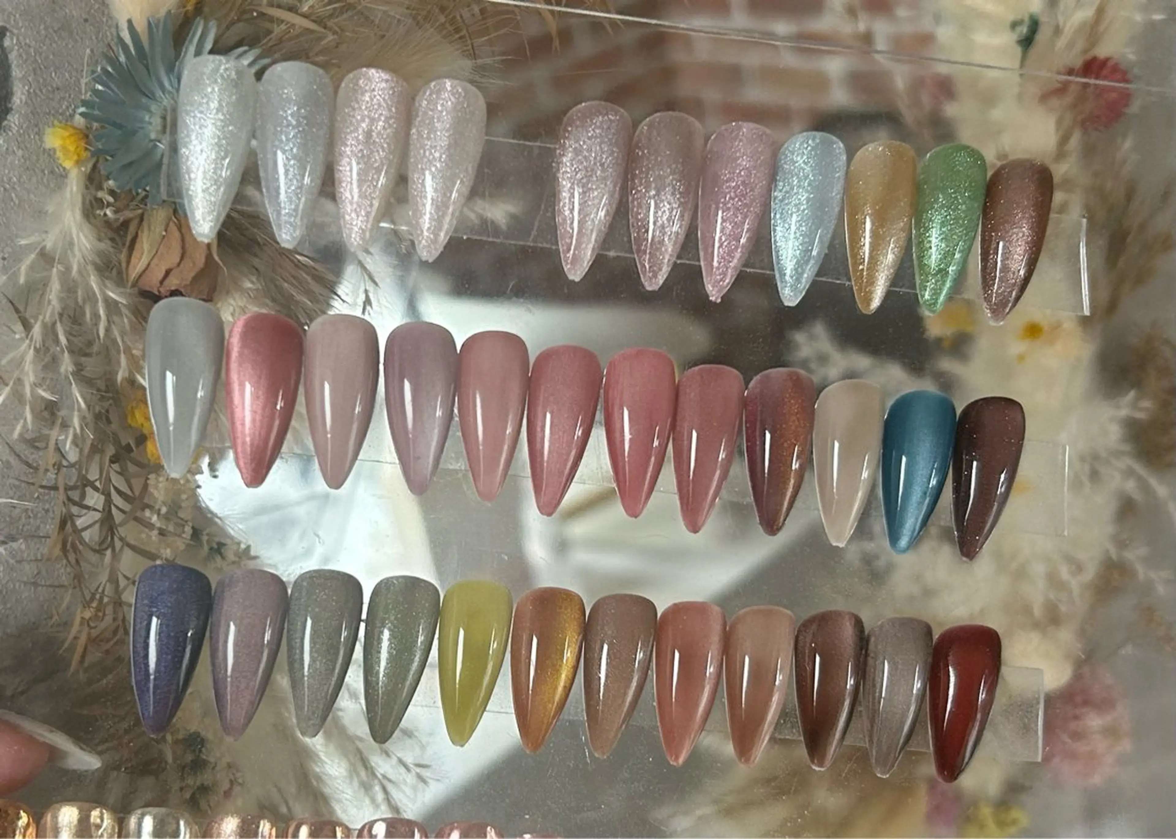 ネイル マグネットネイル 長さ出し専門HALE NAIL さとうのネイルデザイン