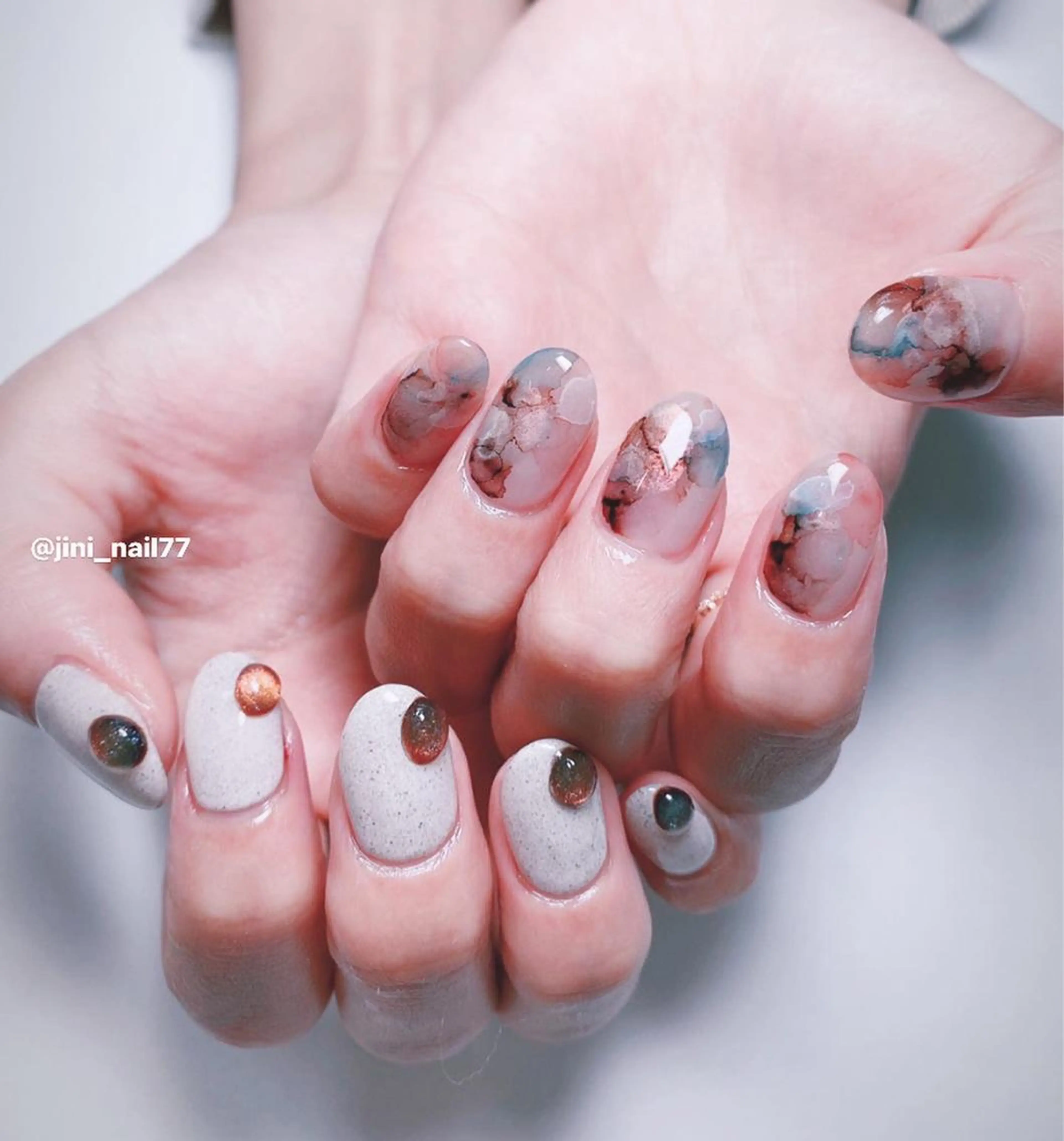 ネイル JINI NAIL所属・ジニ ネイルのネイルデザイン