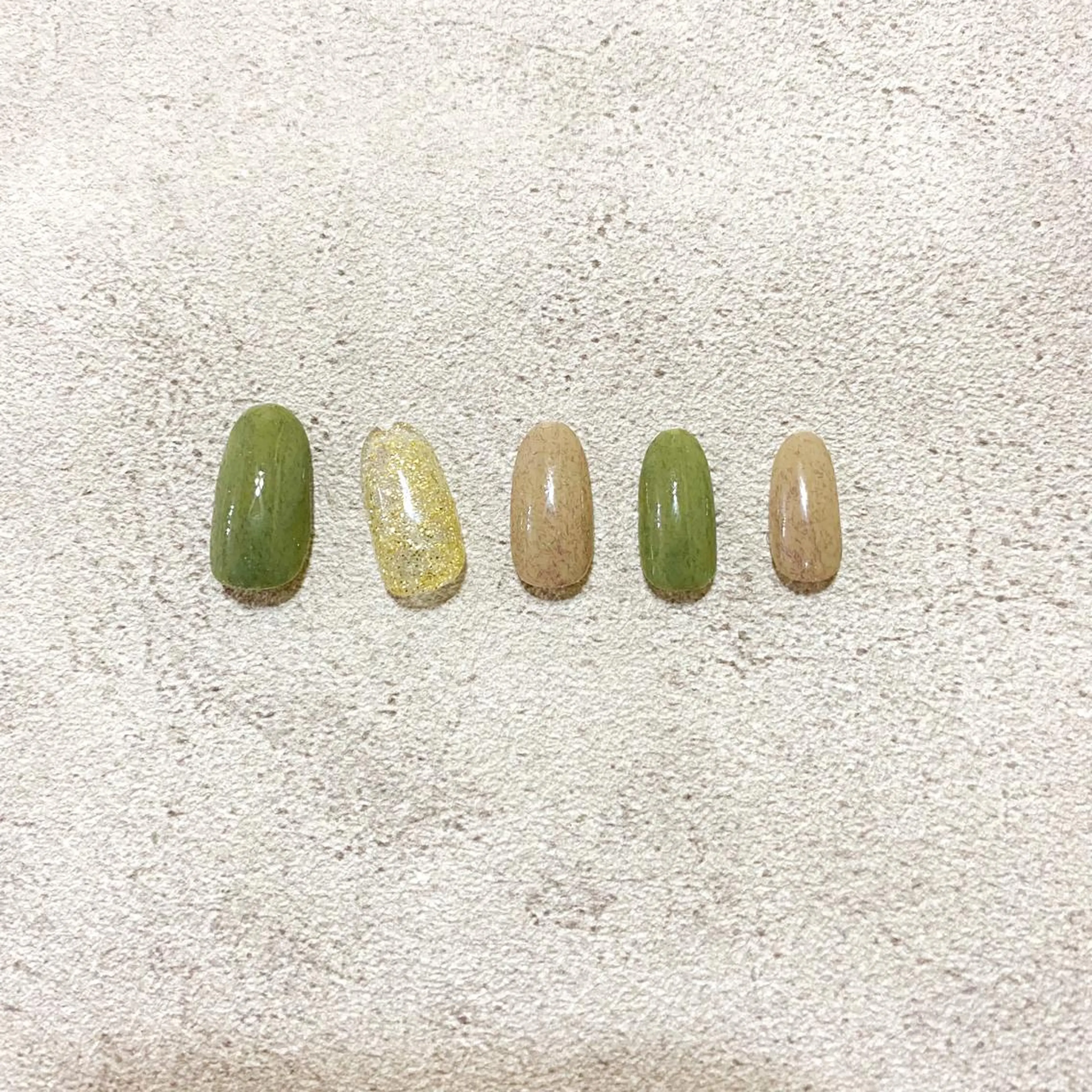 ネイル ハンドネイル ゴテゴテ💙ワンホン リオナのネイルデザイン