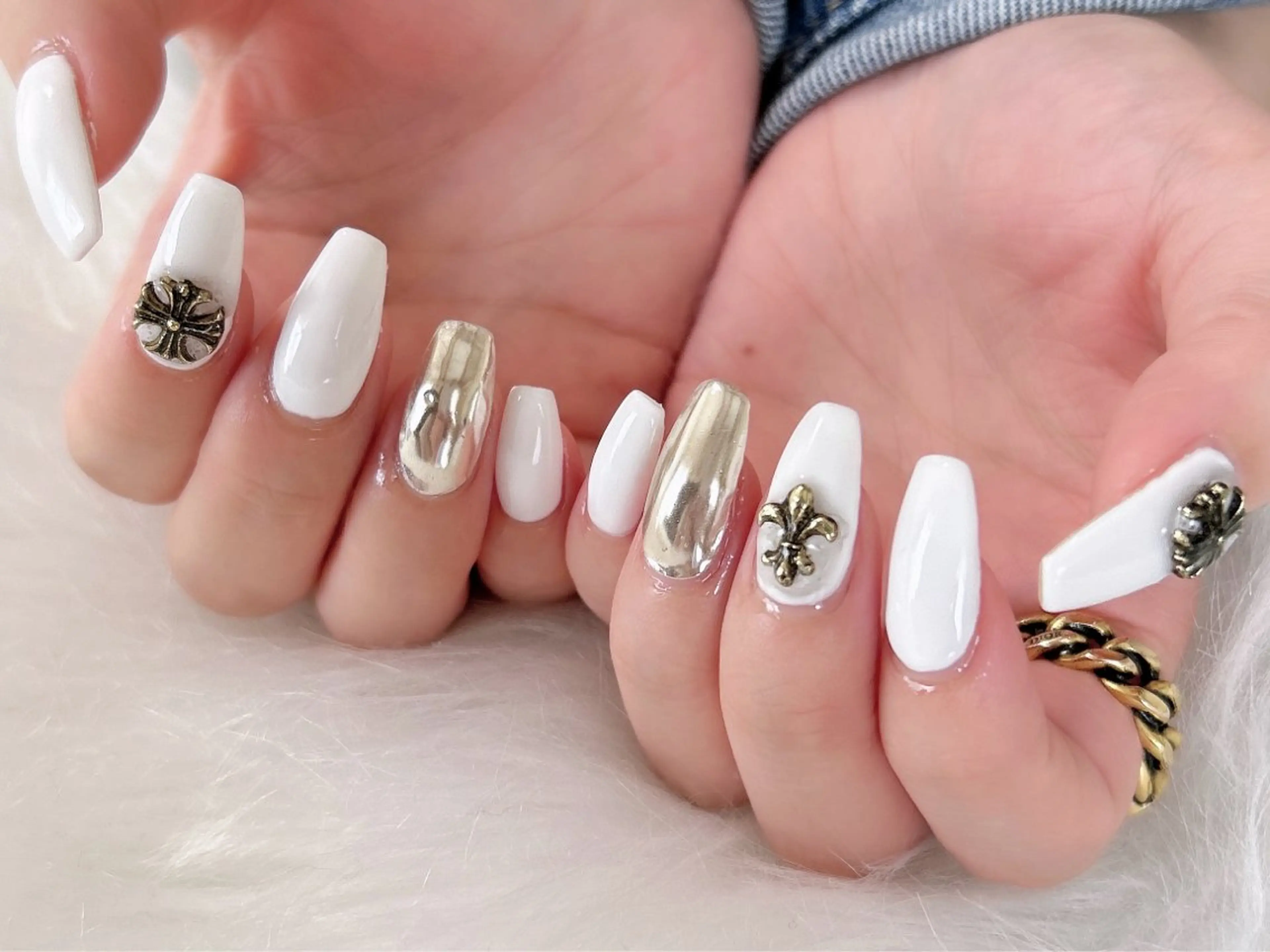 オフなしチップ長さだし10本真っ白ワンカラーの写真