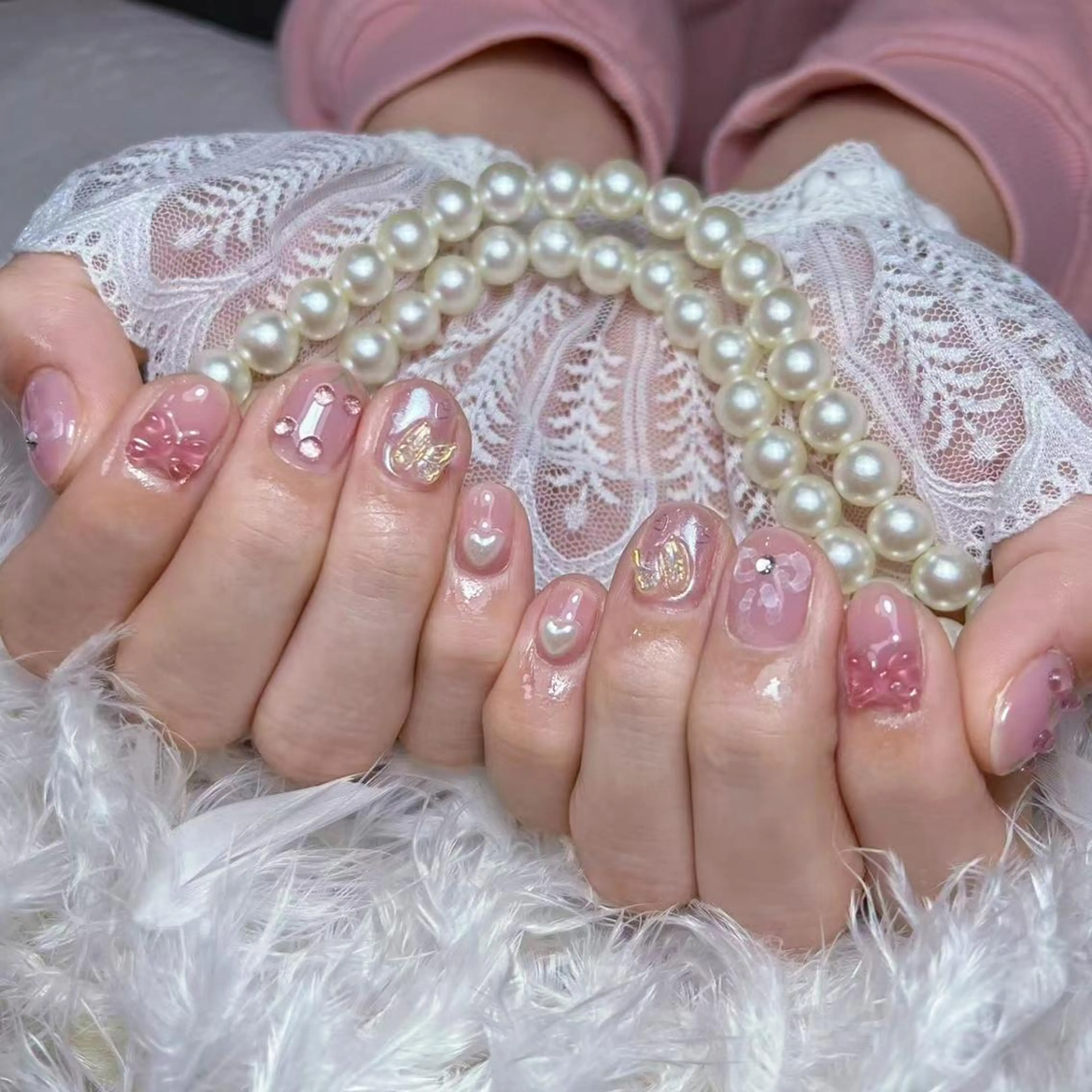 ネイル yu ri 🌹のネイルデザイン