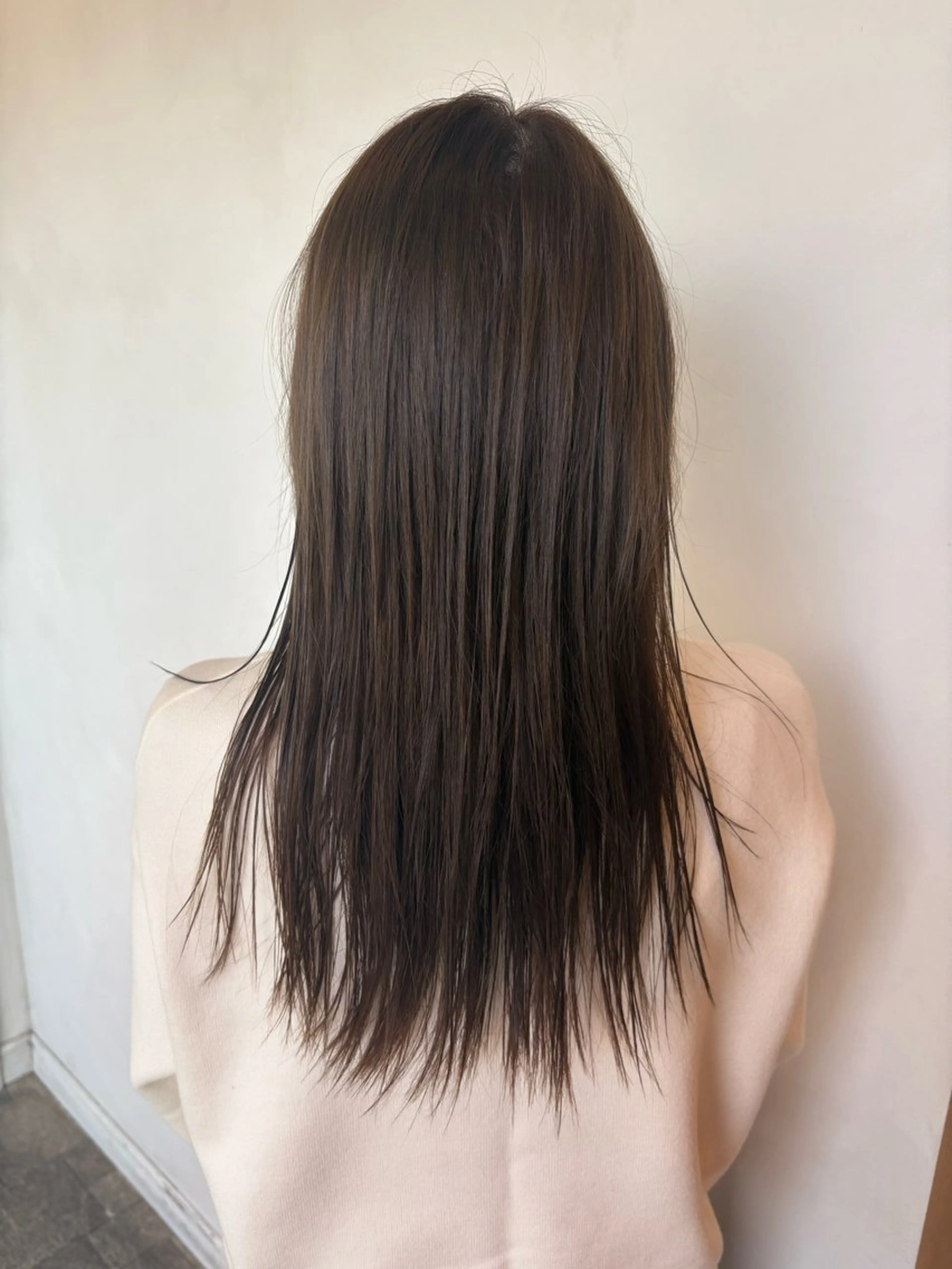 カラー ベージュカラー ヘーゼル ペスカ那覇新都心店所属・大坪 拓哉のヘアスタイル