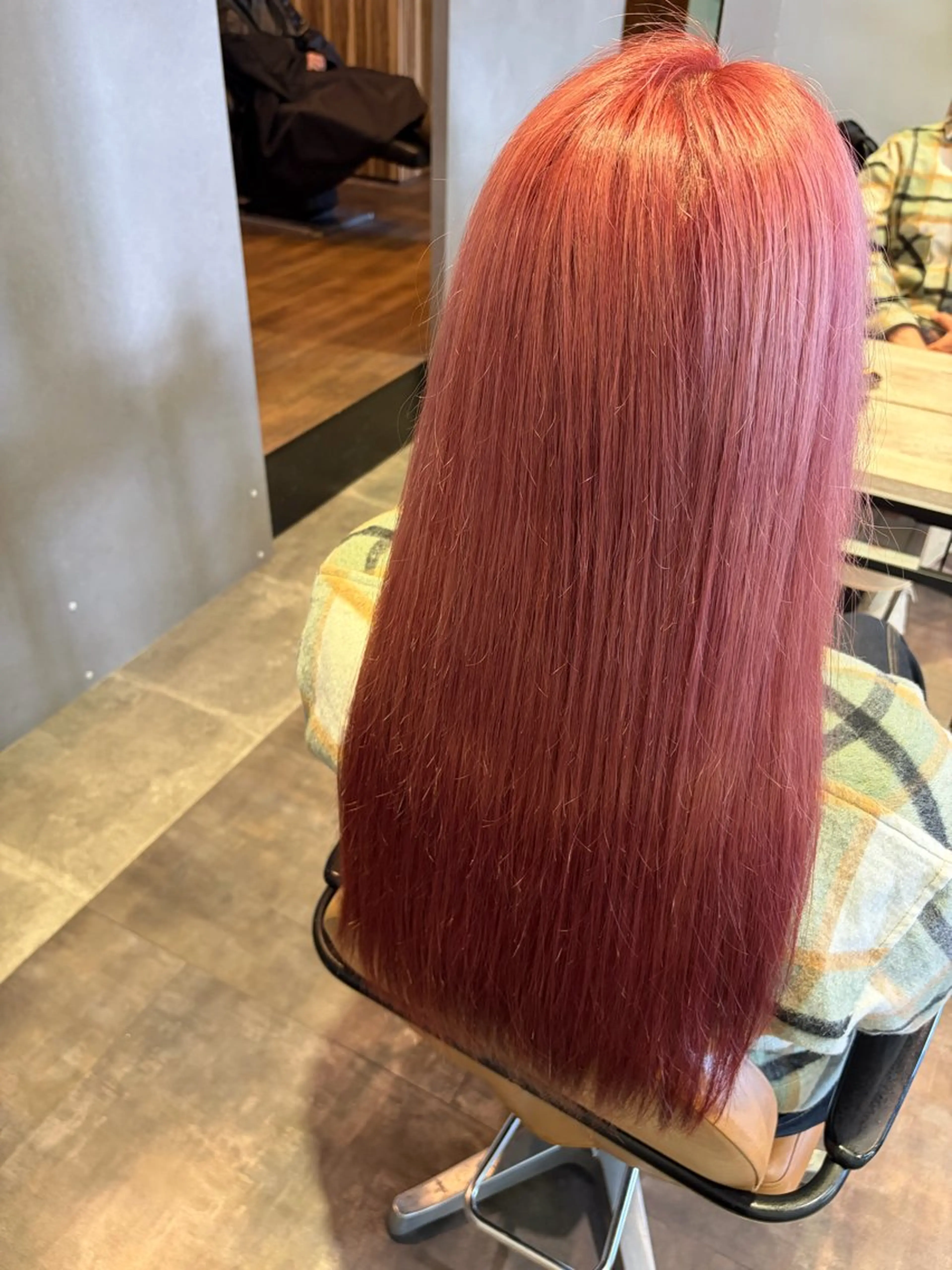 ロング カラー ブリーチ ピンクカラー ヘアカラー Nakamura Ruruのヘアスタイル