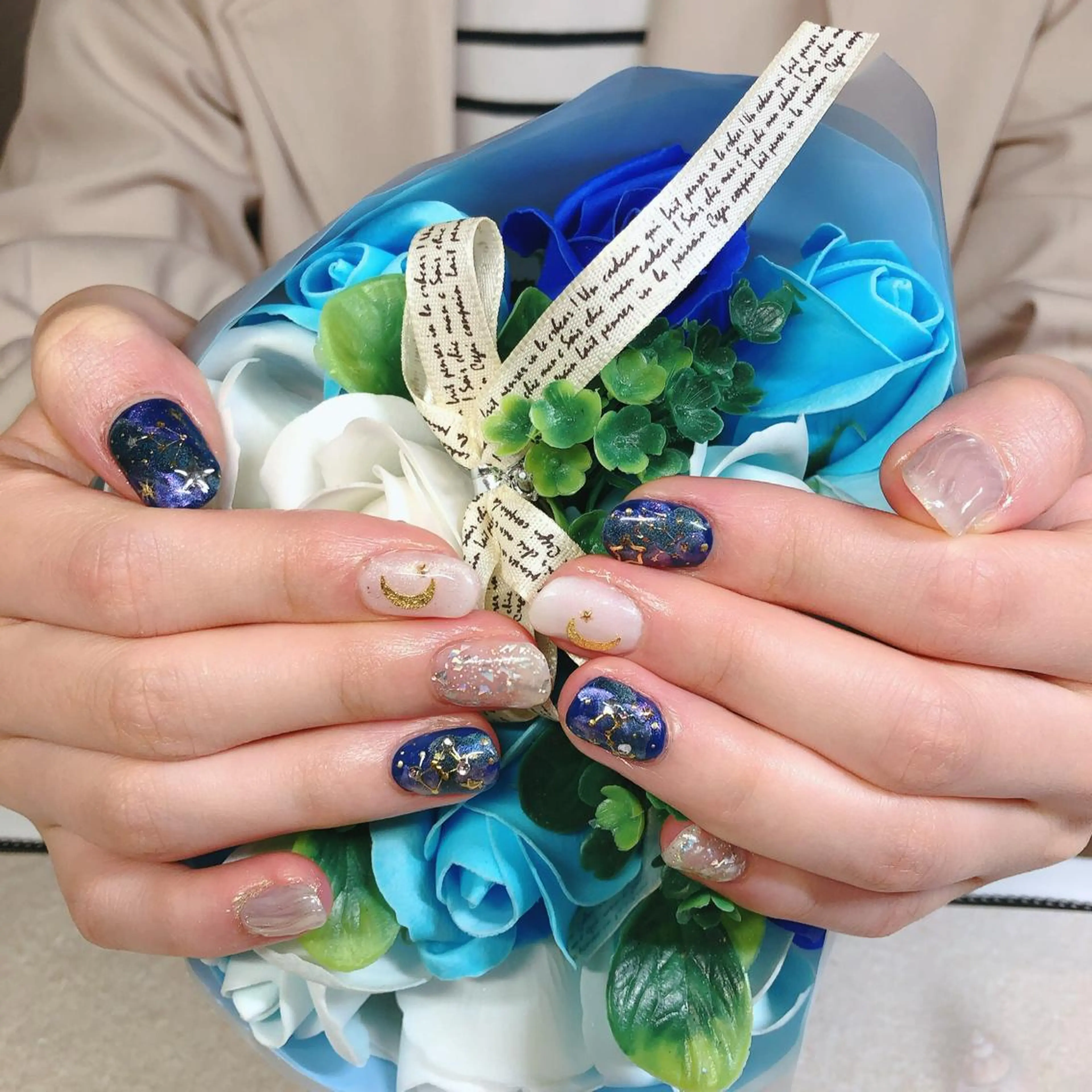 ネイル 持ち込み 奥園 良恵のネイルデザイン