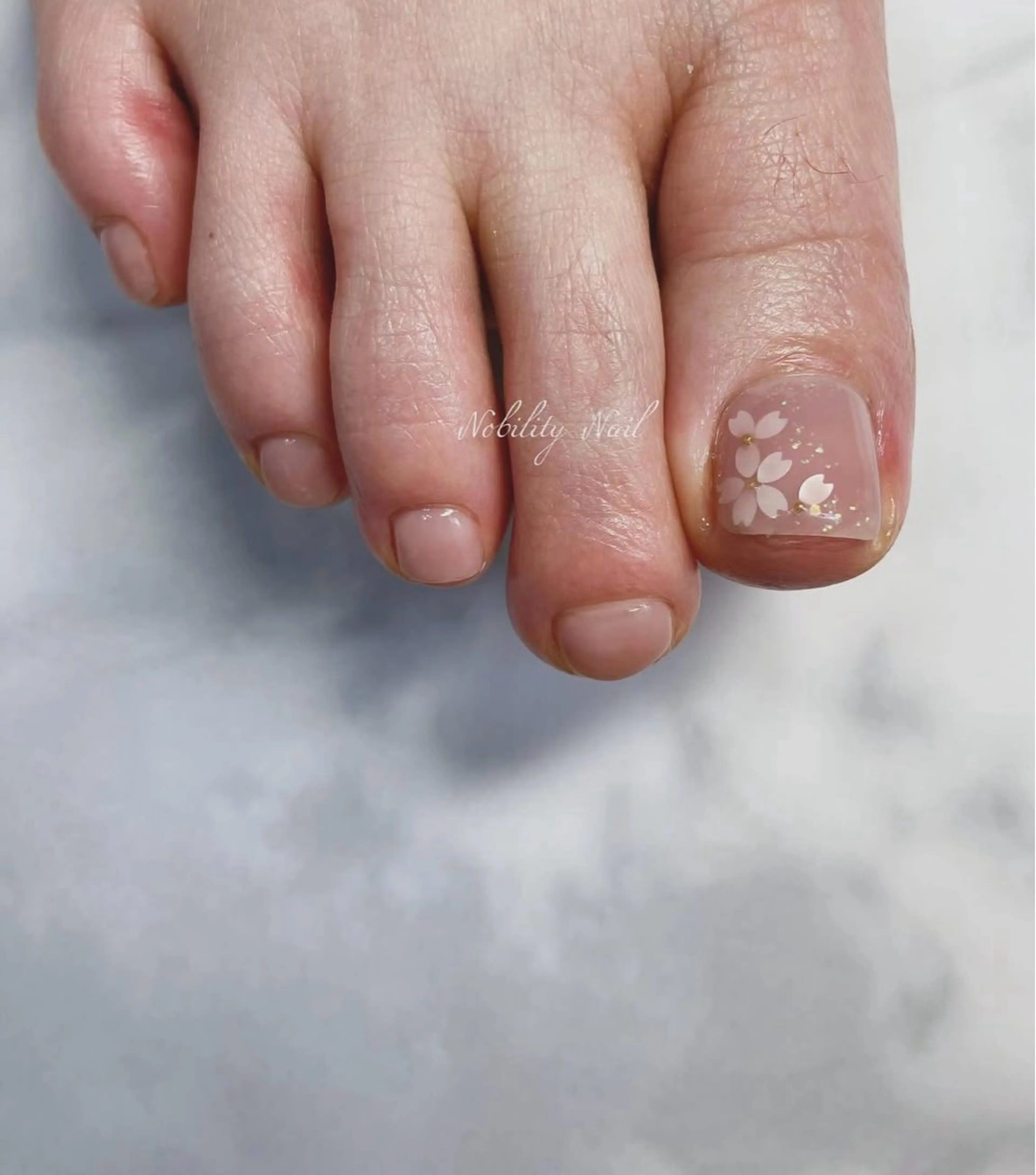 ネイル 桜ネイル フットネイル ジェルネイル 春ネイル ネイルサロンNobilityNail所属・風口 麻由子のネイルデザイン