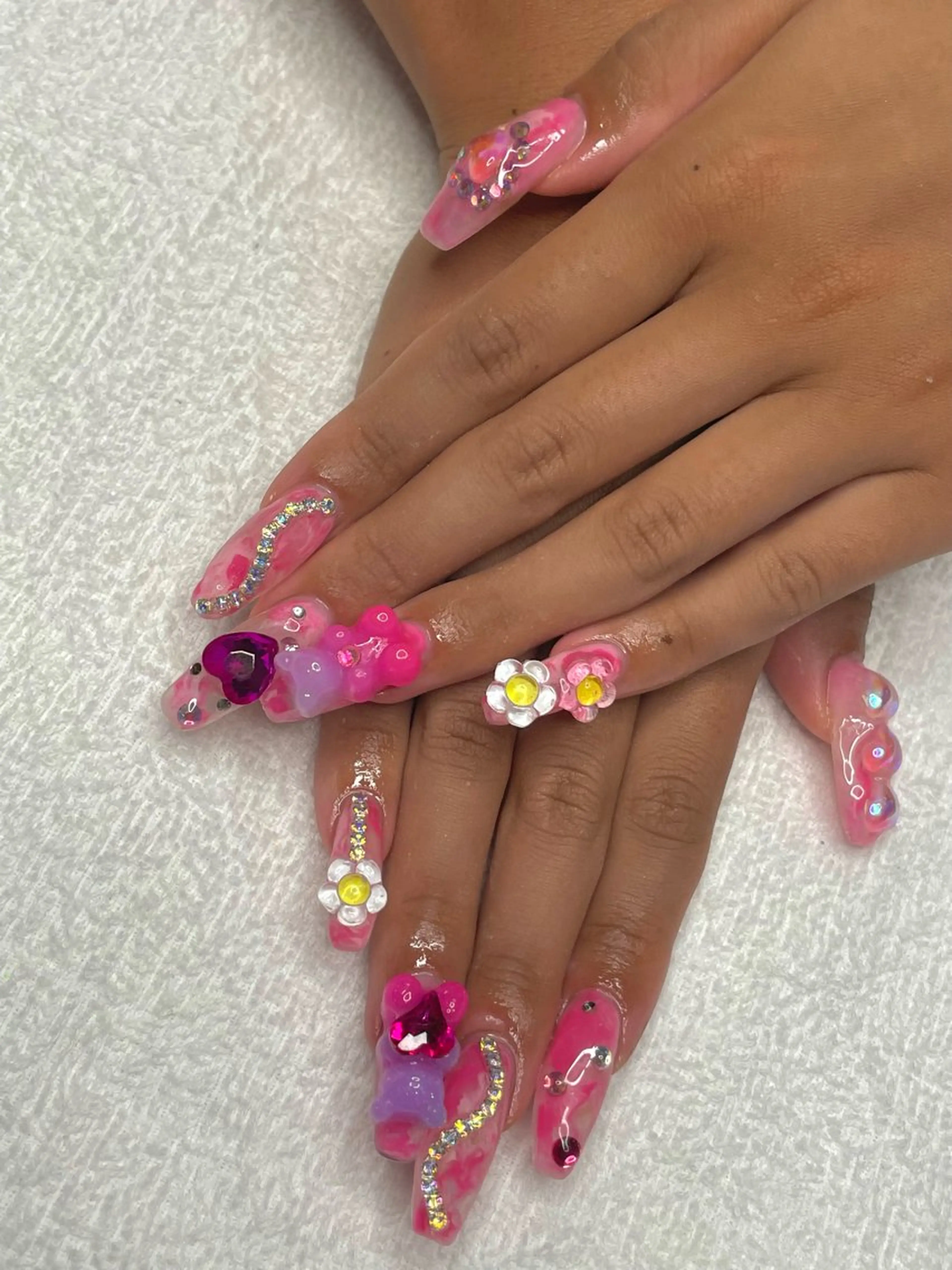 ネイル キラキラネイル ロングネイル ピンク Ri-e's nailのネイルデザイン