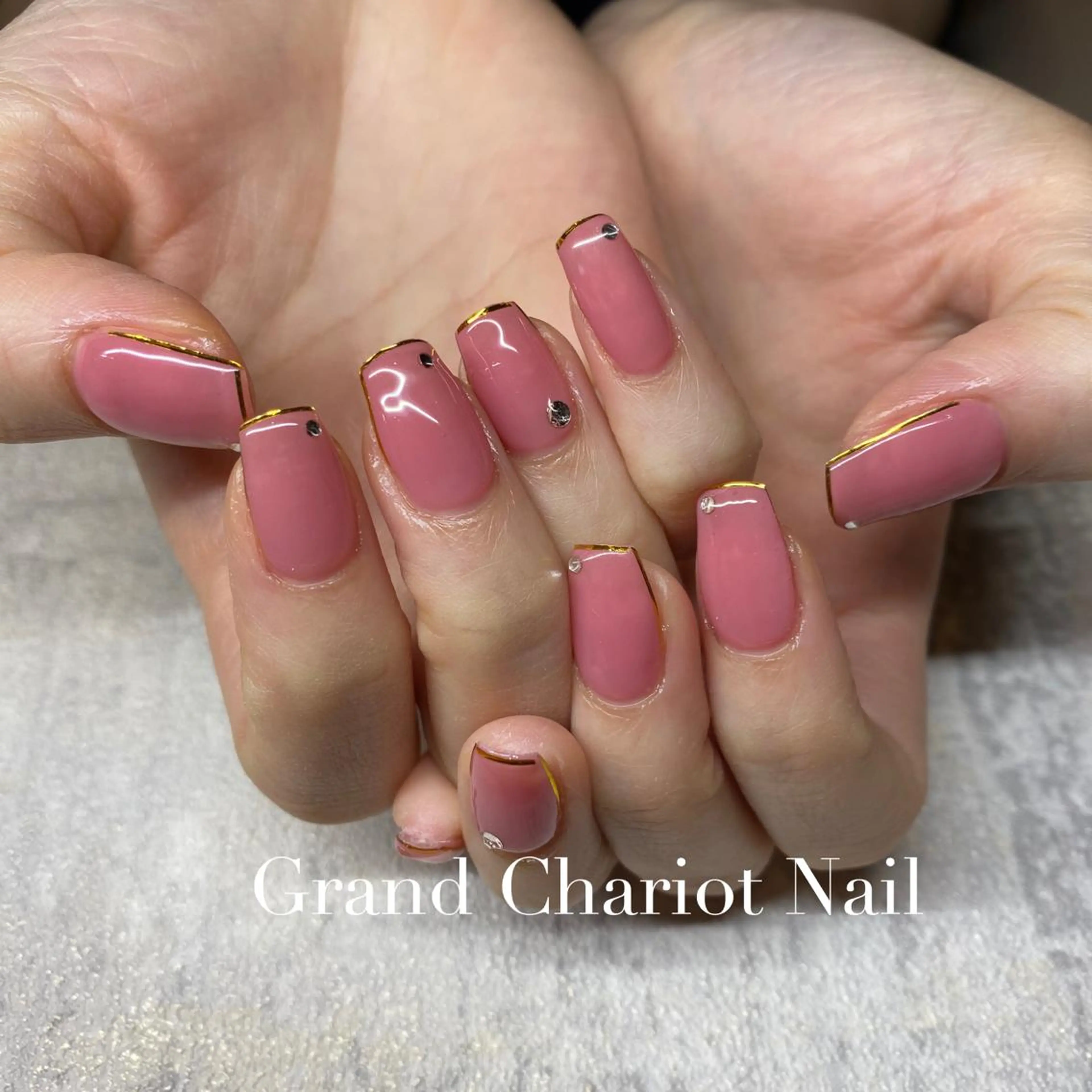 ネイル ハンドネイル NORA nail UMEDAのネイルデザイン