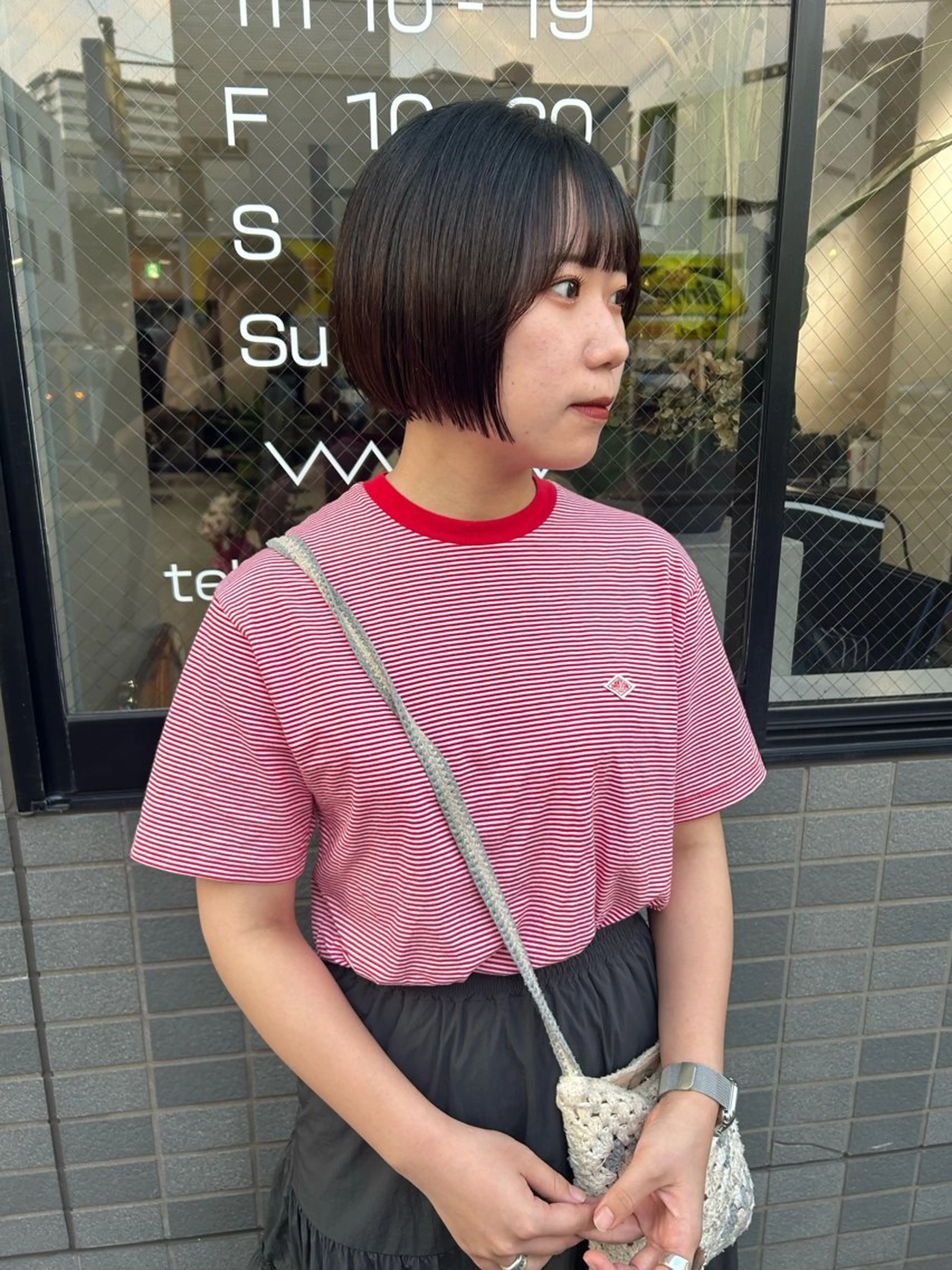 ショート ボブ カット (h)wim ウィムのヘアスタイル