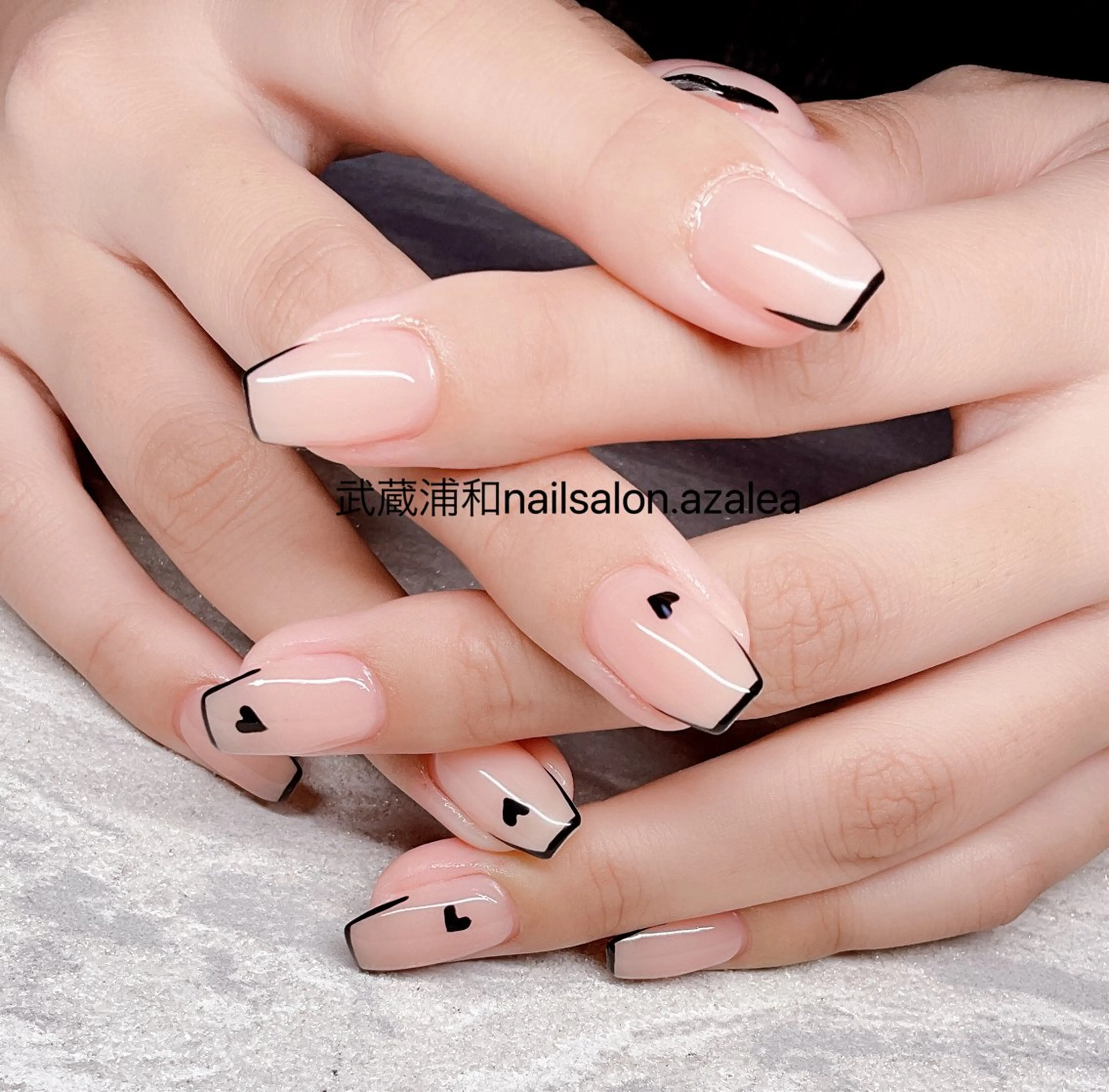 ネイル ハンドネイル R inのネイルデザイン