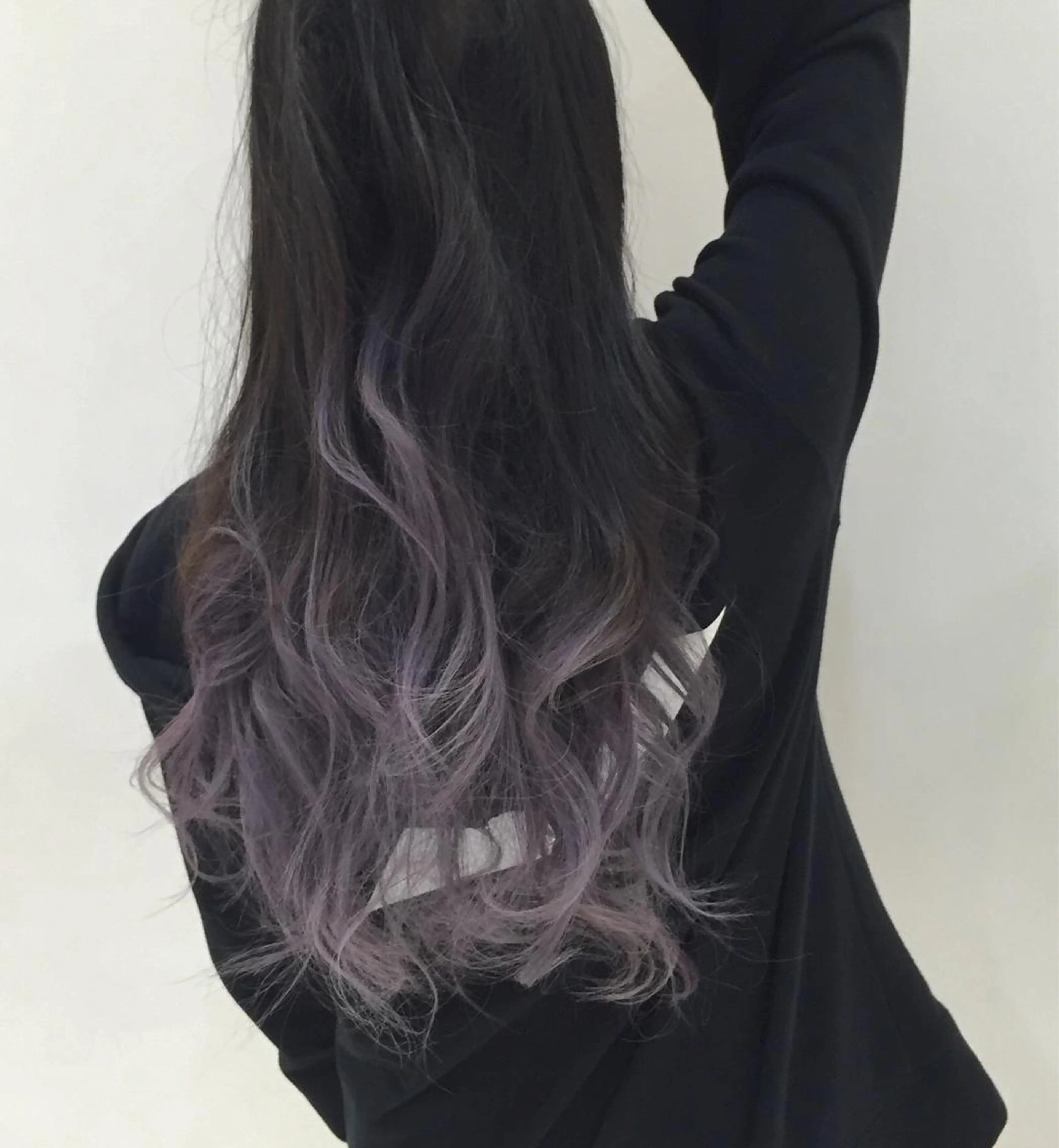 ミディアム セミロング ロング カラー パーマ グラデーションカラー シルバー lafith hair dope所属・[外国人風カラー] 店長 田中健太のヘアスタイル