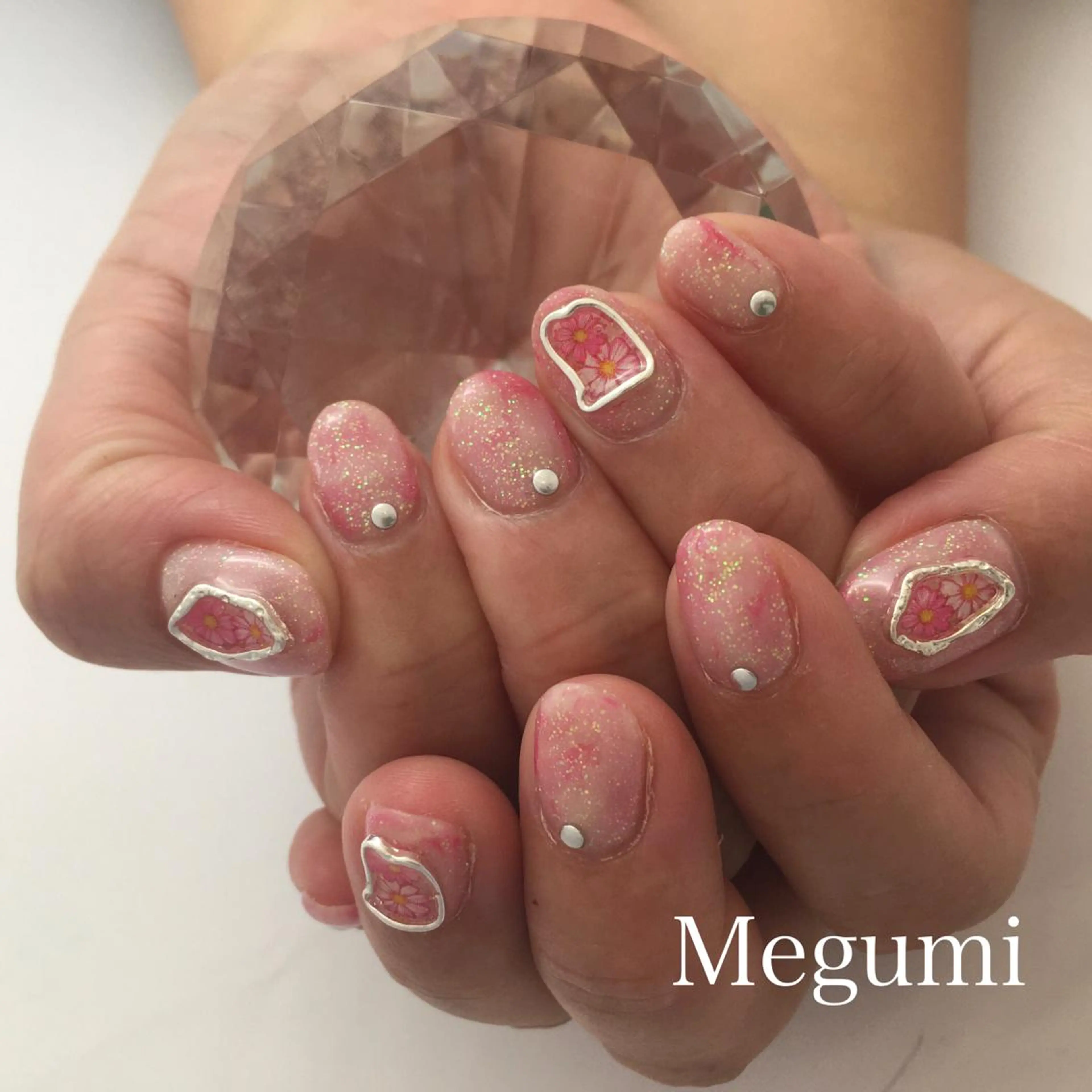 ネイル Megumi Nailのネイルデザイン