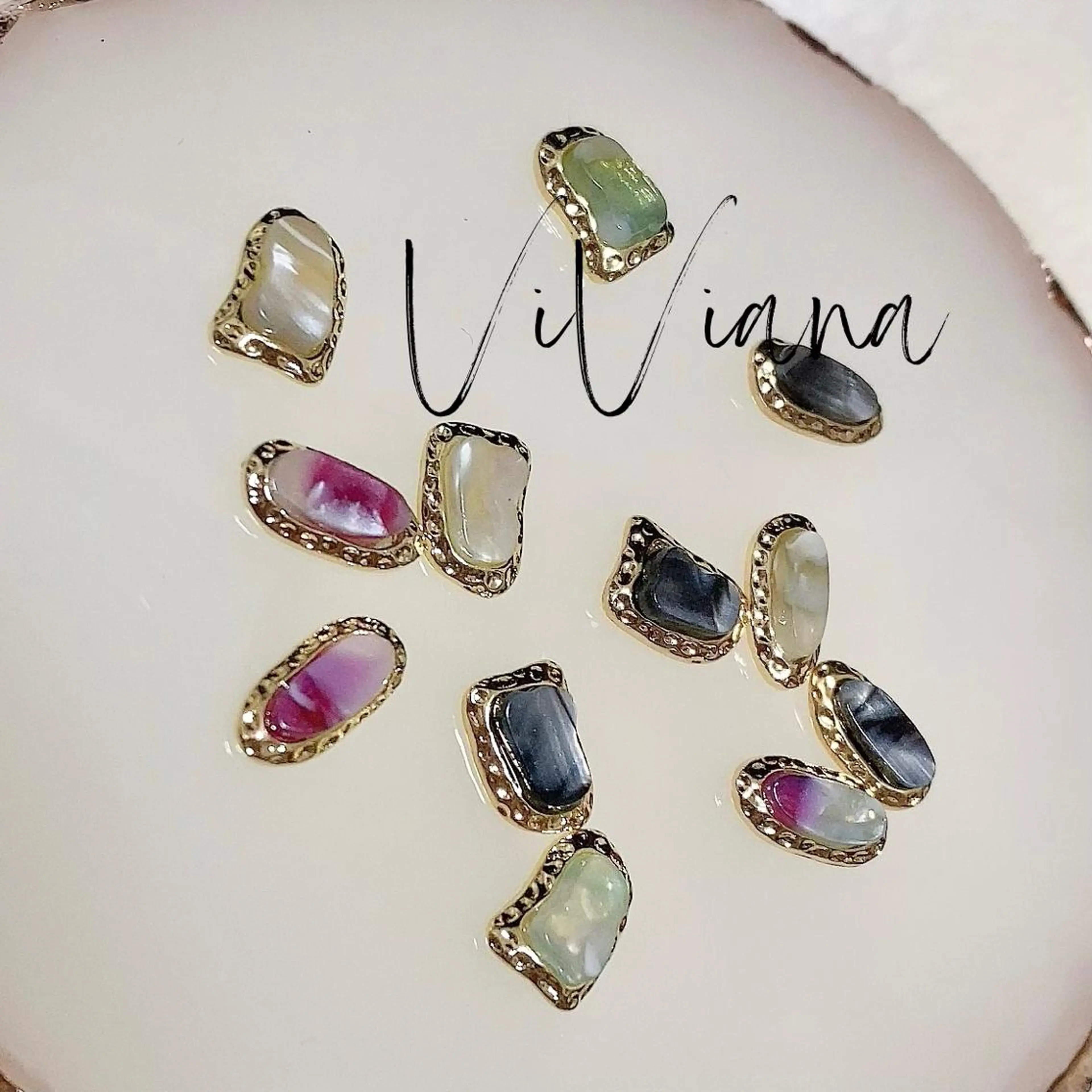 ネイル ViViana ヴィヴィアナのネイルデザイン