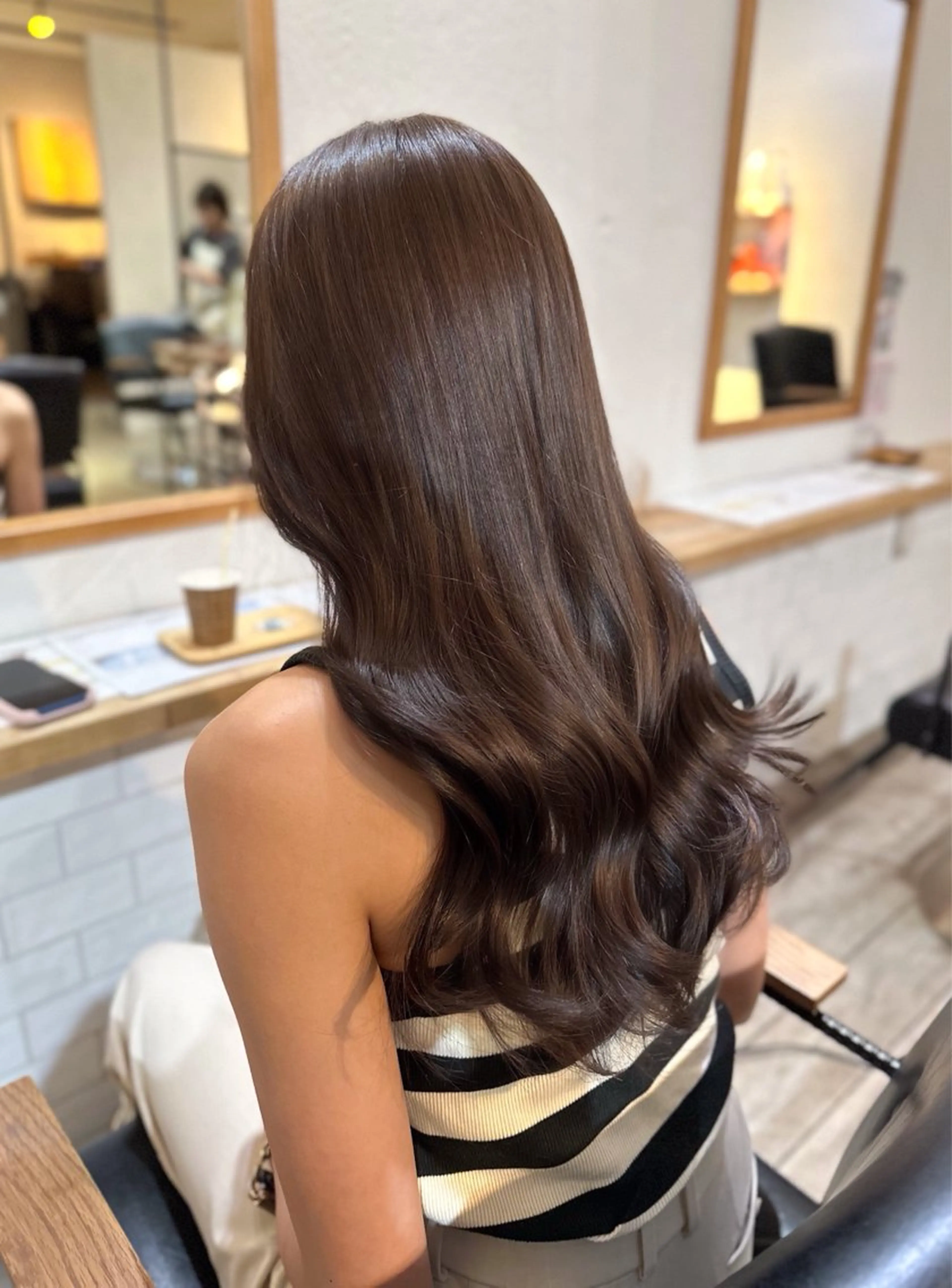 セミロング カラー FERIA梅田🖤 透明感カラー🎀のヘアスタイル