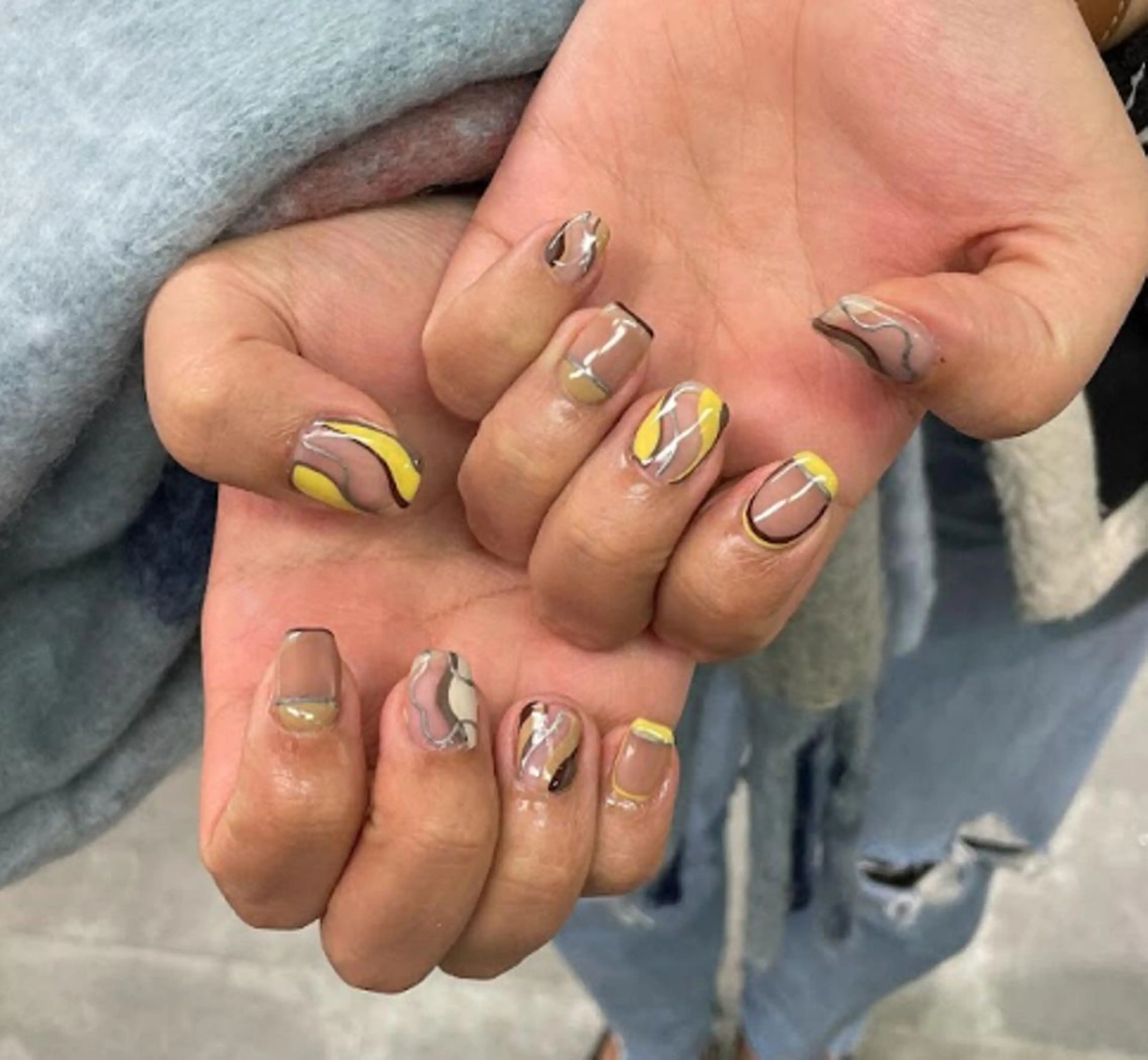 ネイル アートネイル ジェルネイル ミラーネイル ニュアンスネイル ぷっくりネイル nailstudio eviz新宿店のネイルデザイン