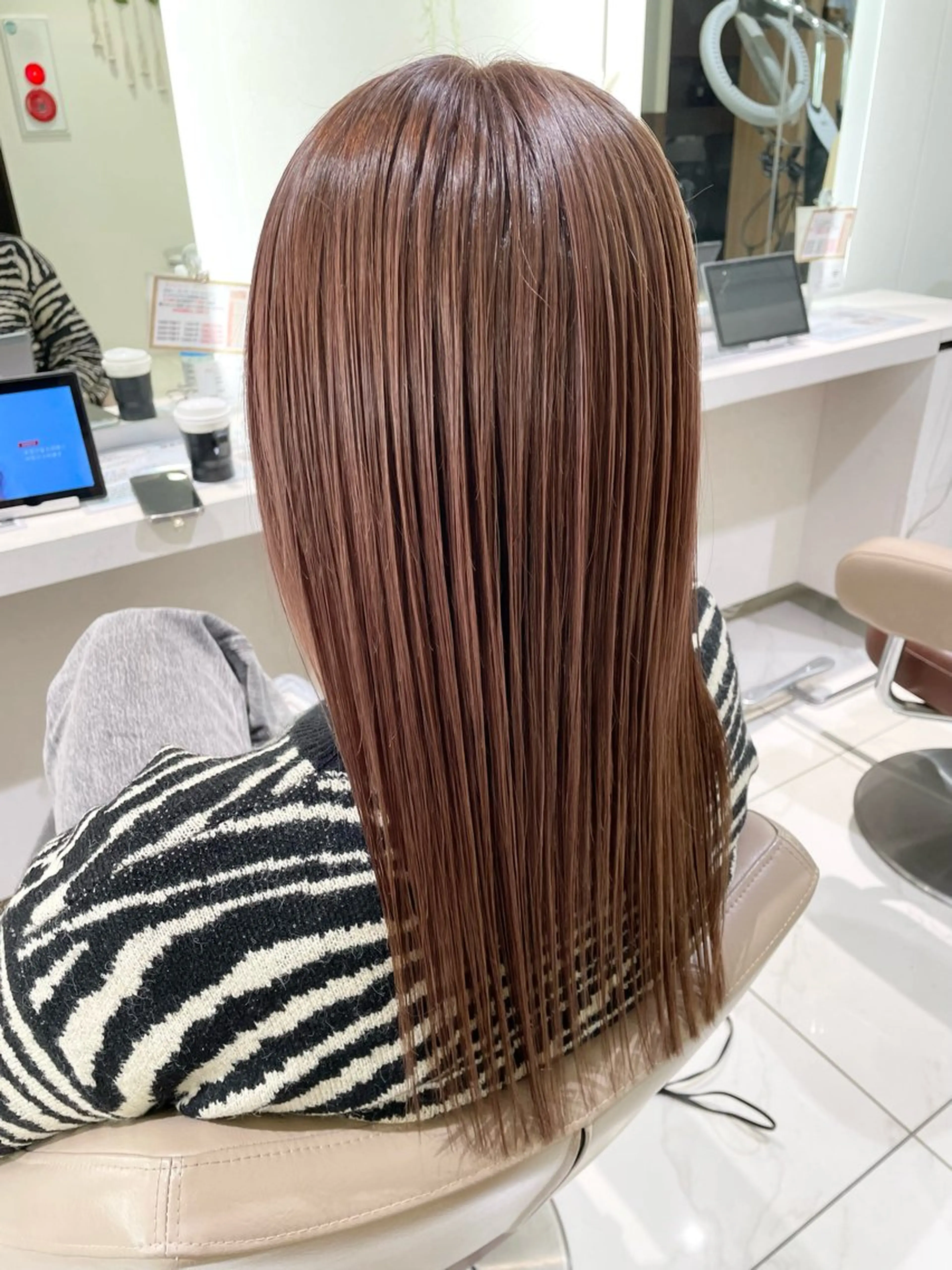 ロング カラー ハイライトカラー ハイライト 清藤 綾のヘアスタイル