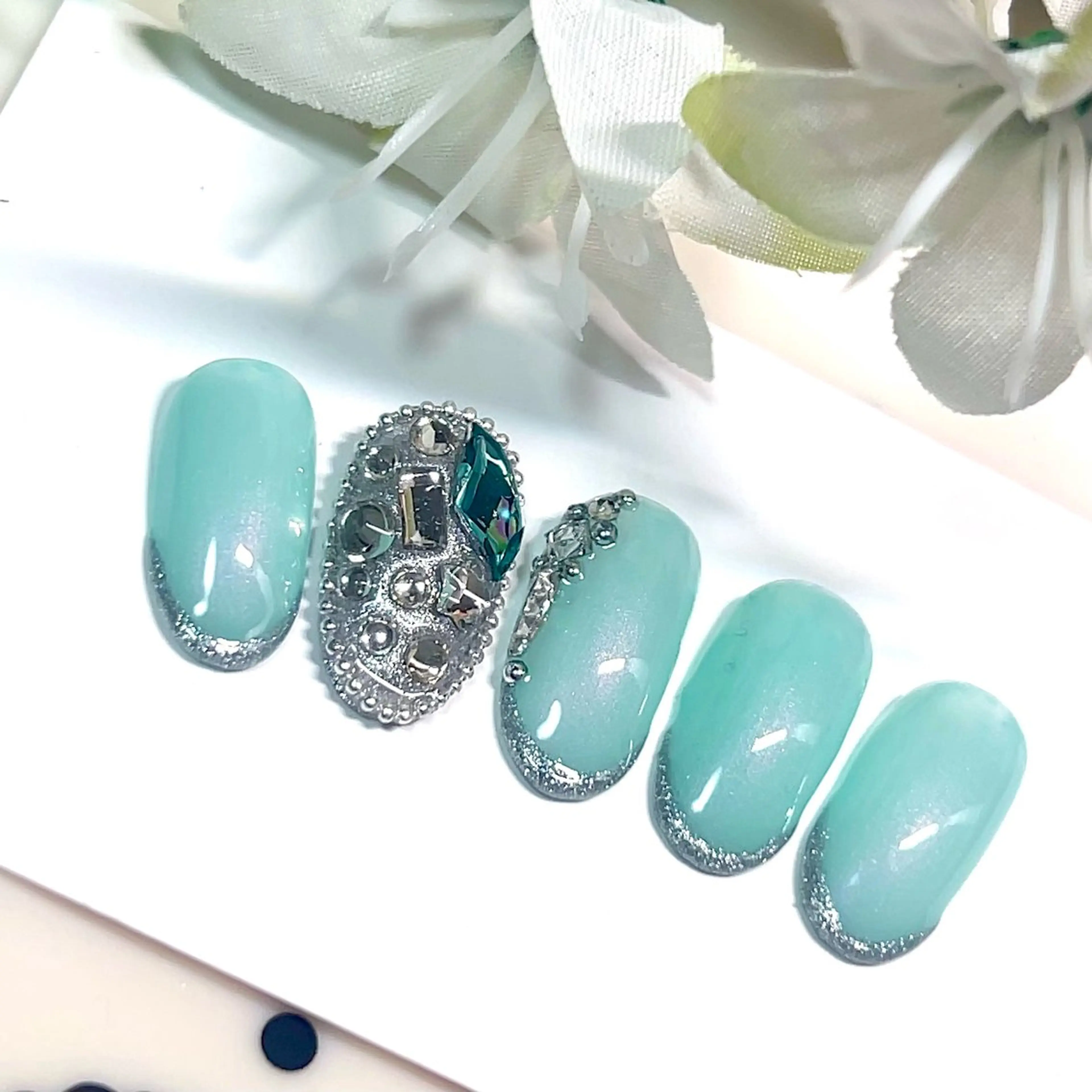 ネイル Nailsalon Smilingのネイルデザイン