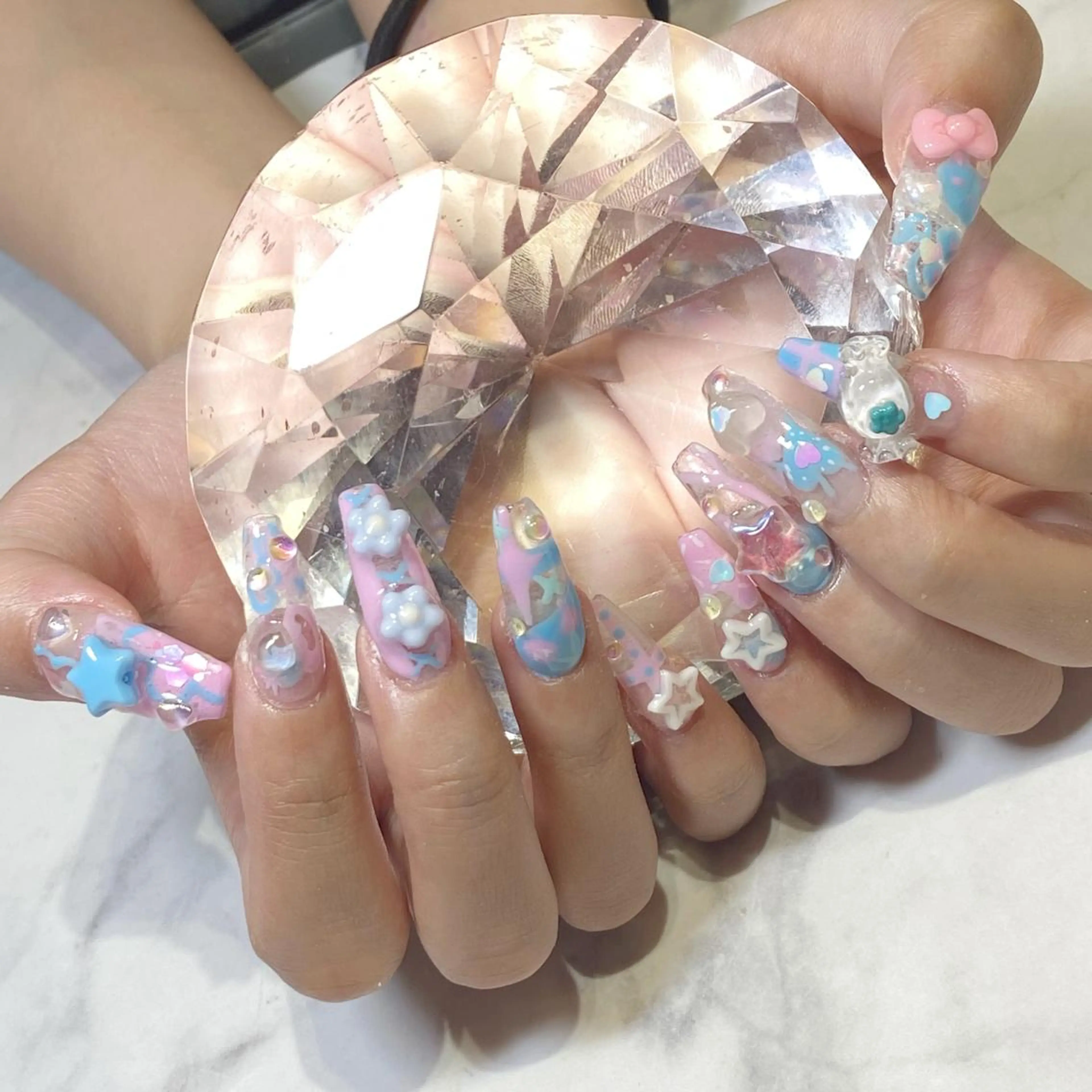 ネイル ハンドネイル YUN 💅のネイルデザイン