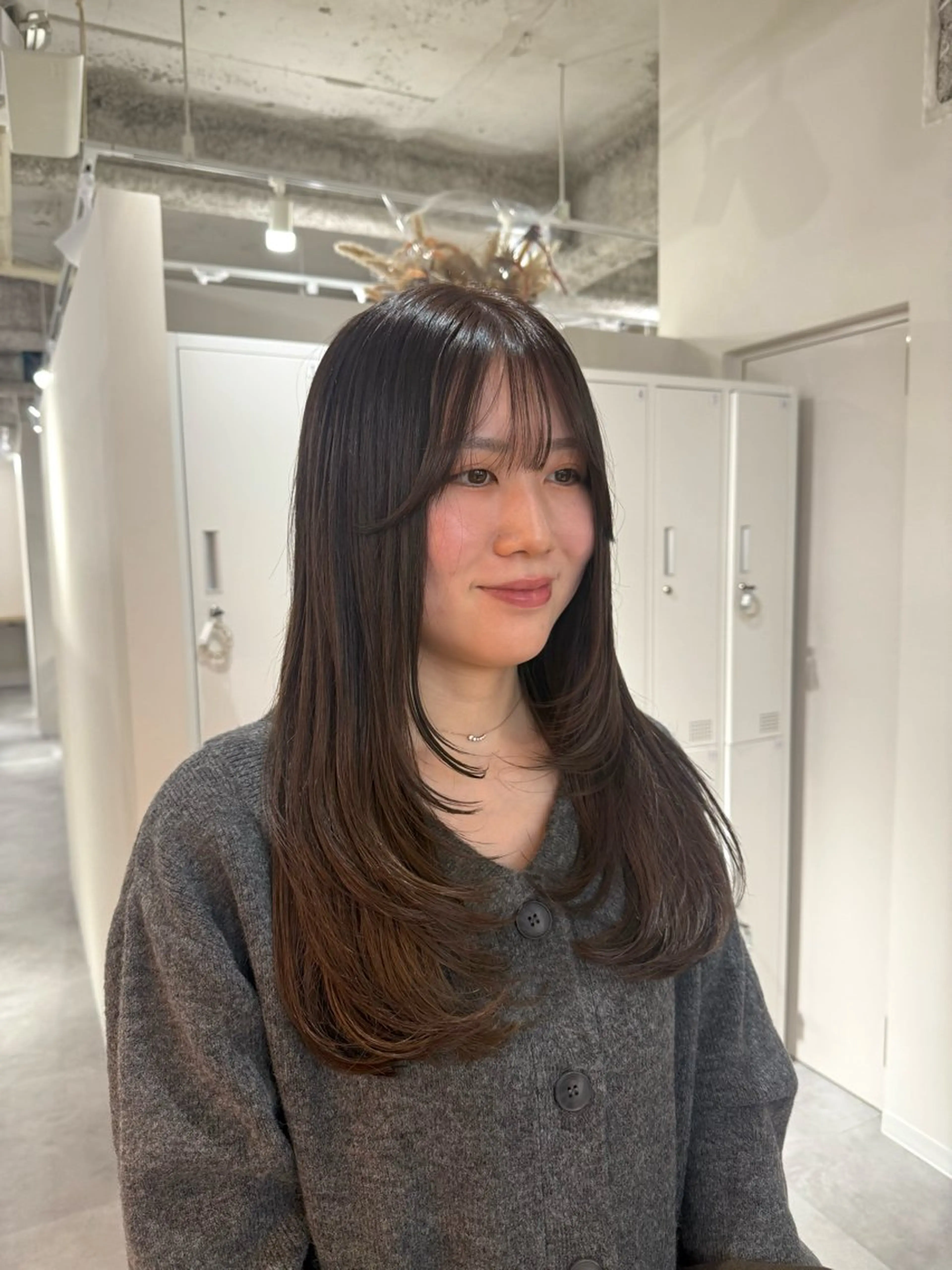 セミロング レイヤーカット attrait【アトレ】🌱梅田店所属・AYANA🫧酸性 縮毛/艶髪TR🫧のヘアスタイル