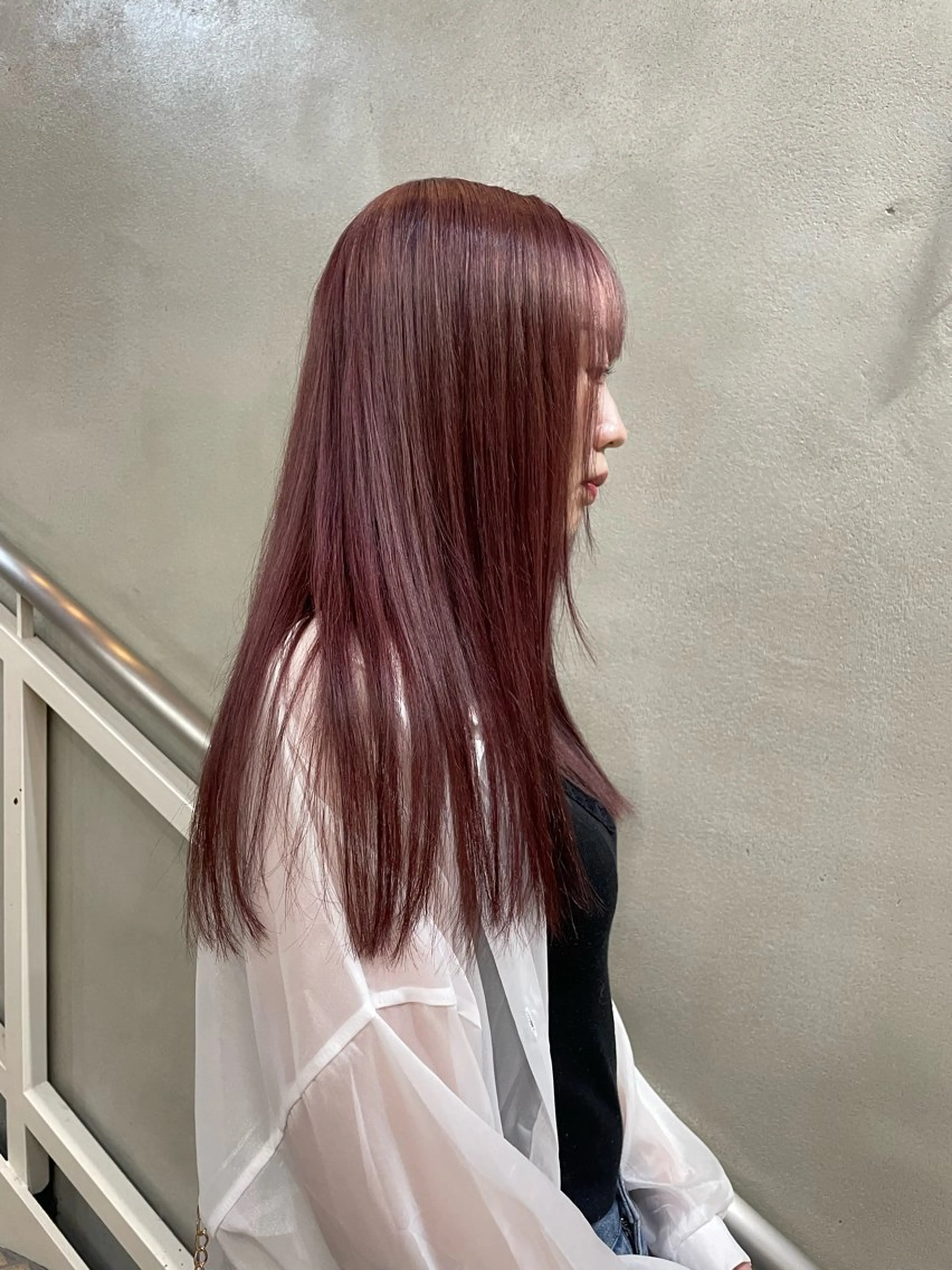 ロング カラー 佐藤 永夏のヘアスタイル