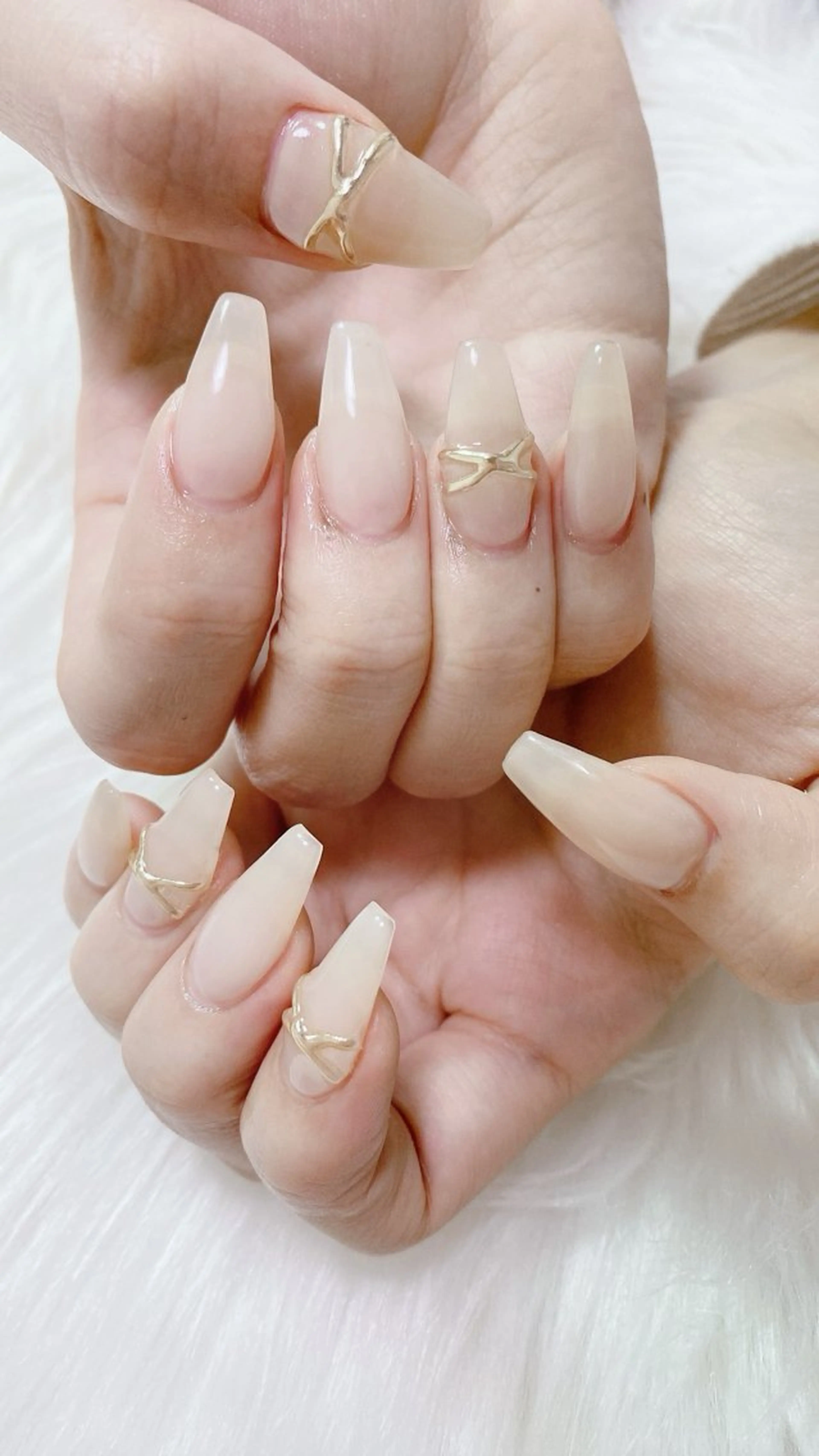 ネイル チークネイル フレンチネイル グラデーション マグネットネイル ニュアンスネイル ハンドネイル オーシャン スカルプネイルサロンのネイルデザイン