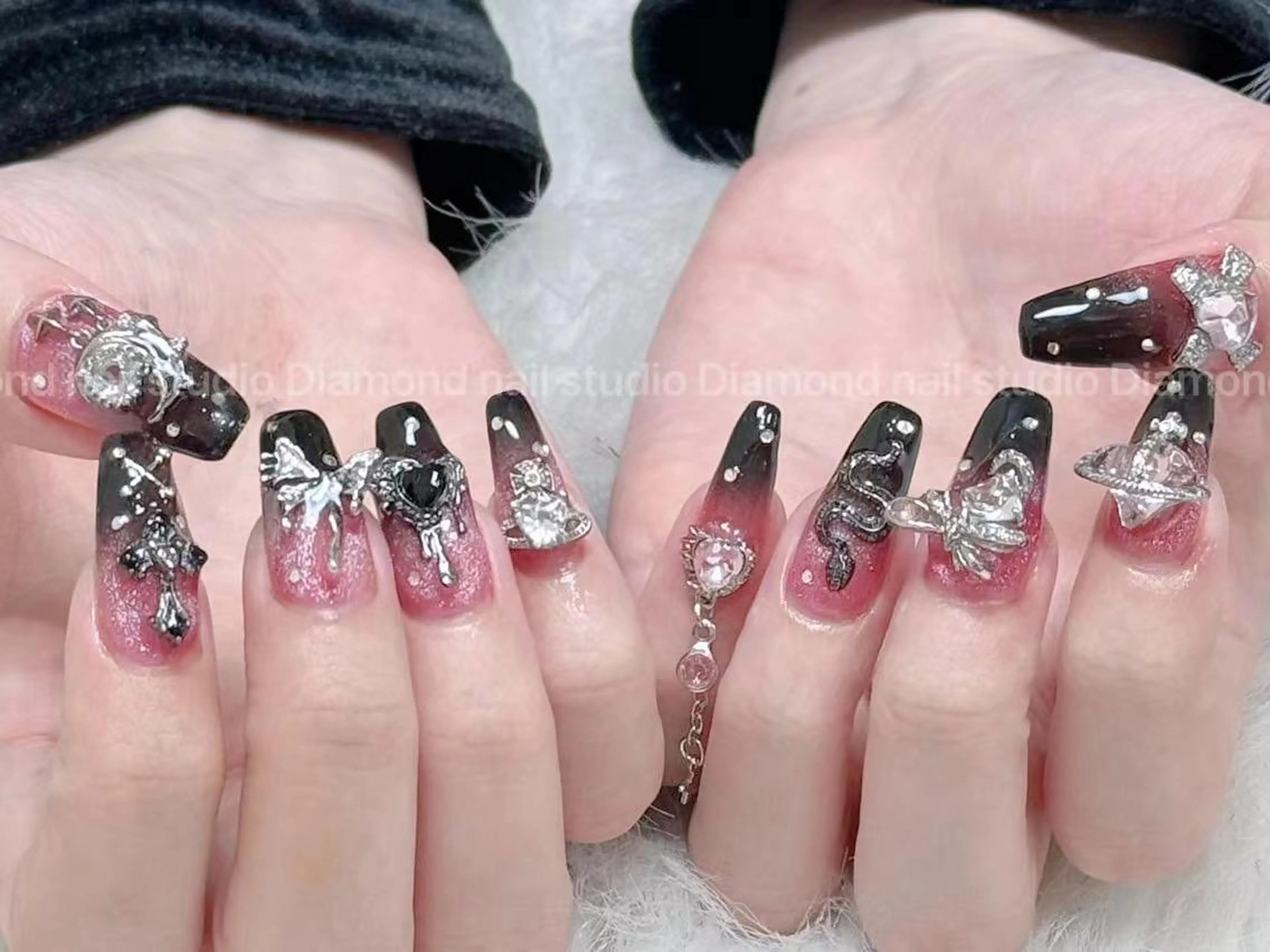 ネイル ハンドネイル ハンドケア Diamond 🚢のネイルデザイン