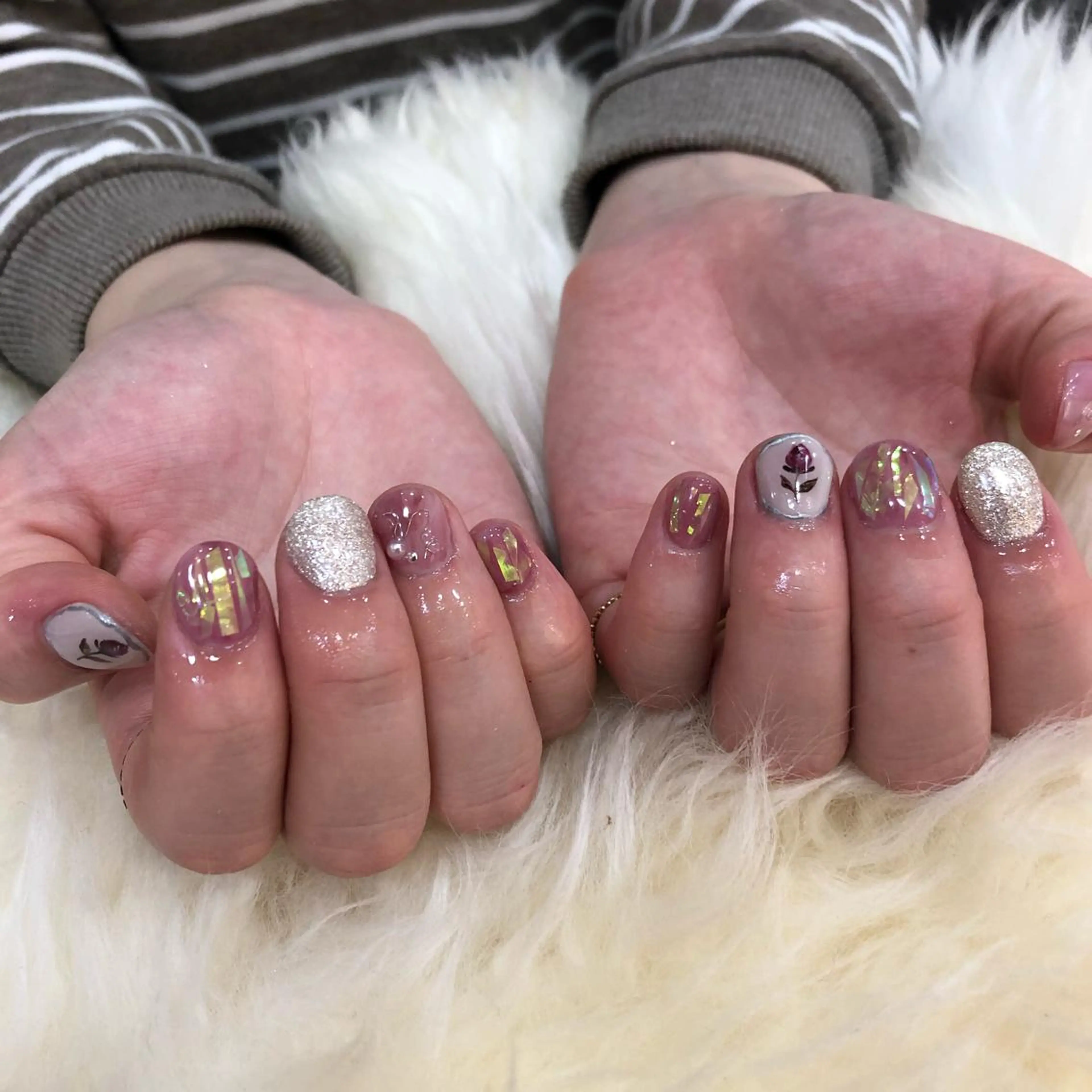ネイル アートネイル フラワーネイル ニュアンスネイル ハンドネイル ëmma nail_ by chulaのネイルデザイン