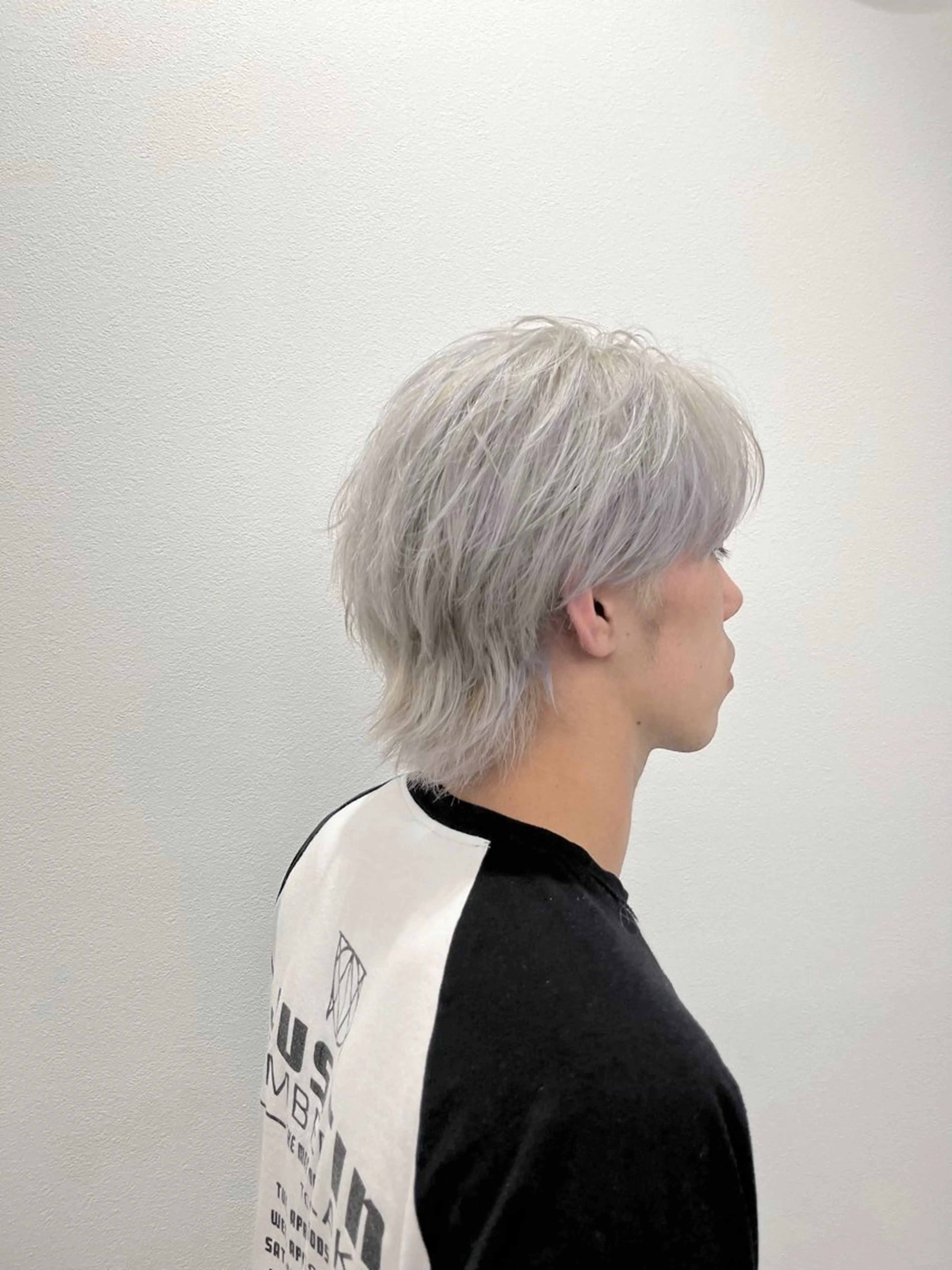 ショート ハイトーン/透明感/ レイヤー/かずや🦁のヘアスタイル