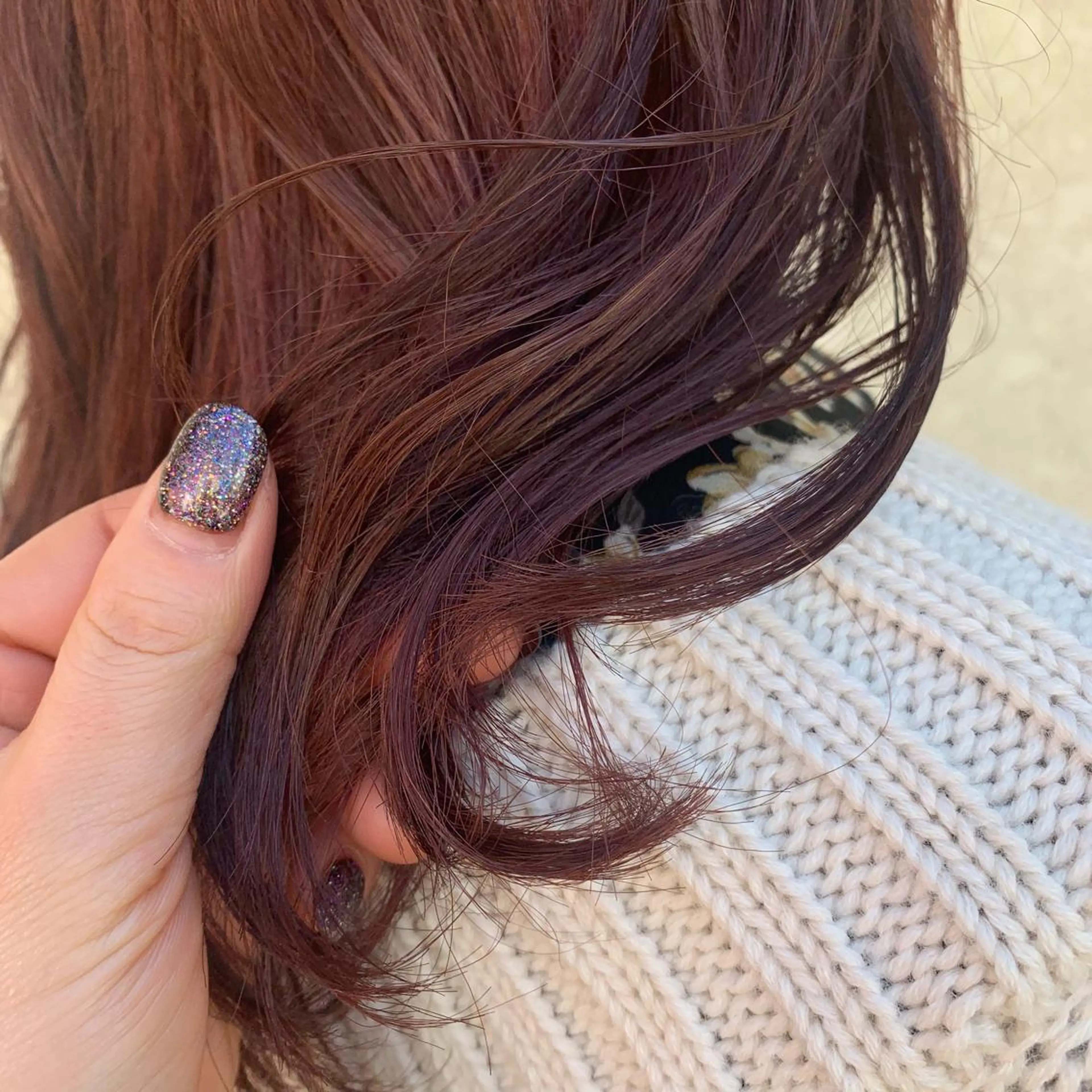 セミロング カラー ヘアアレンジ カシス ピンクカラー オルチャンヘア 韓国×巻ける髪質改善 💍maki💍のヘアスタイル