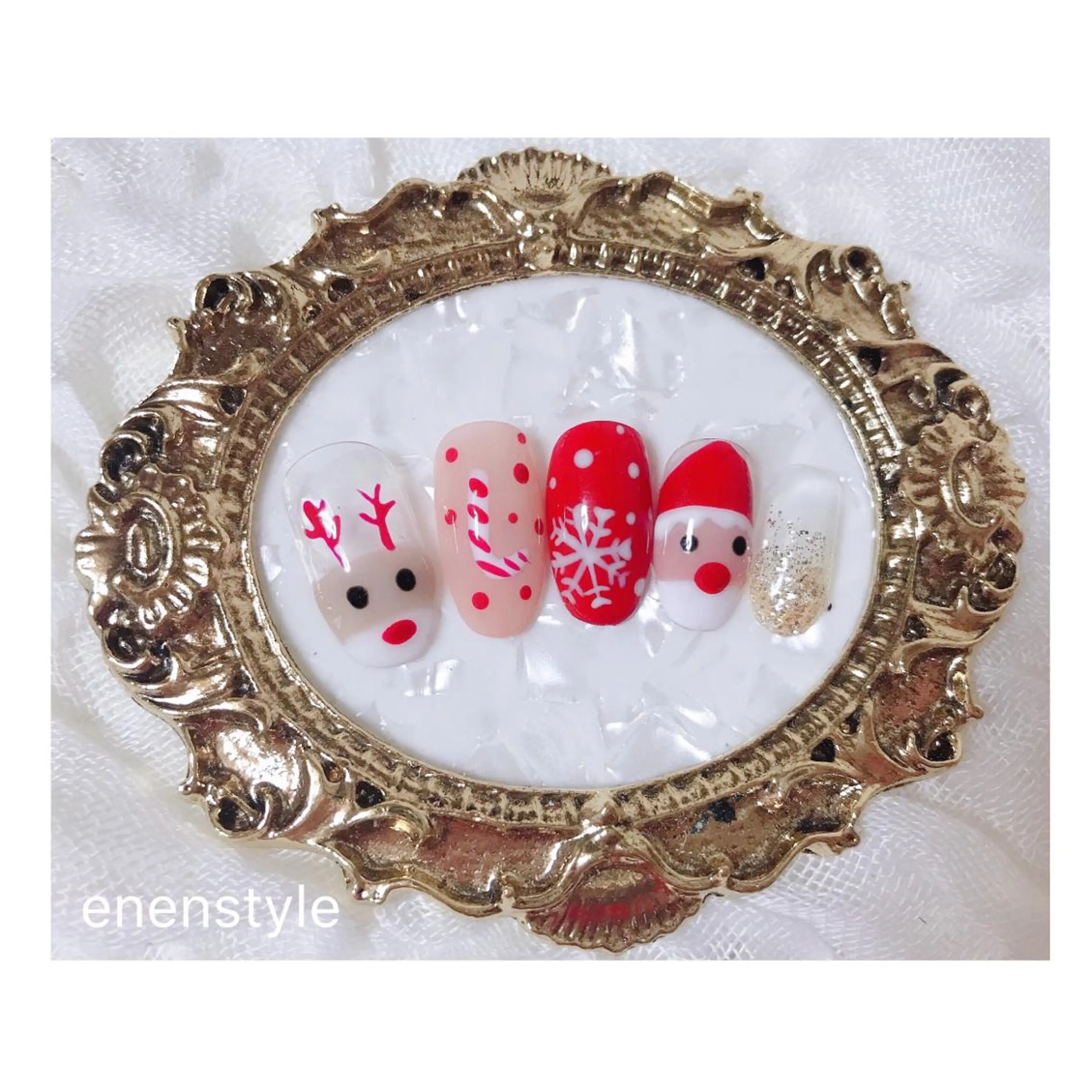 ショート ネイル クリスマス ジェルネイル ニュアンスネイル オフィスネイル ワンカラーネイル ハンドネイル 👑enen style👑のネイルデザイン