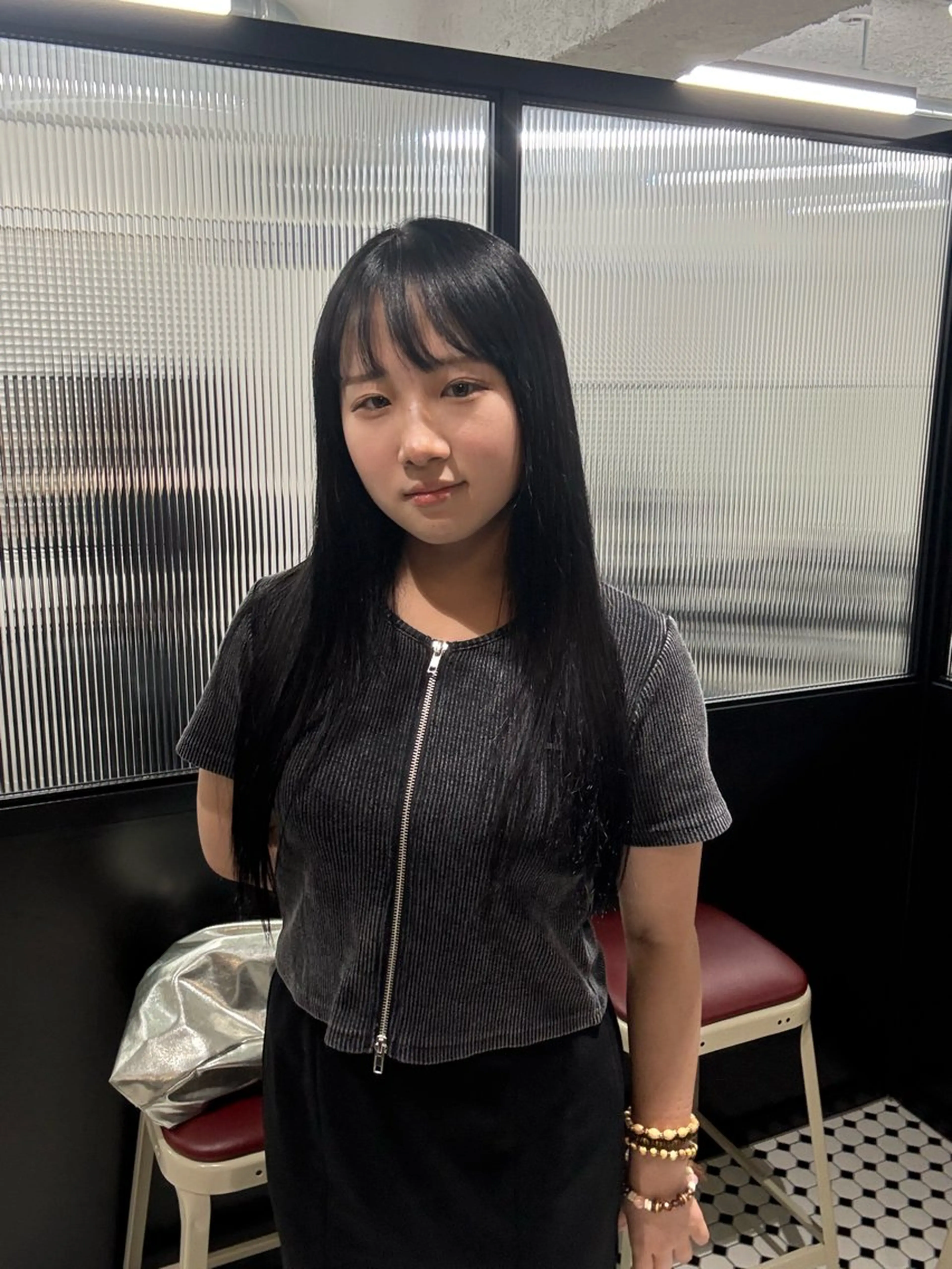 ロング カラー カット ヘアカラー ヘアセット 韓国/トレンド レイヤー【101】のヘアスタイル