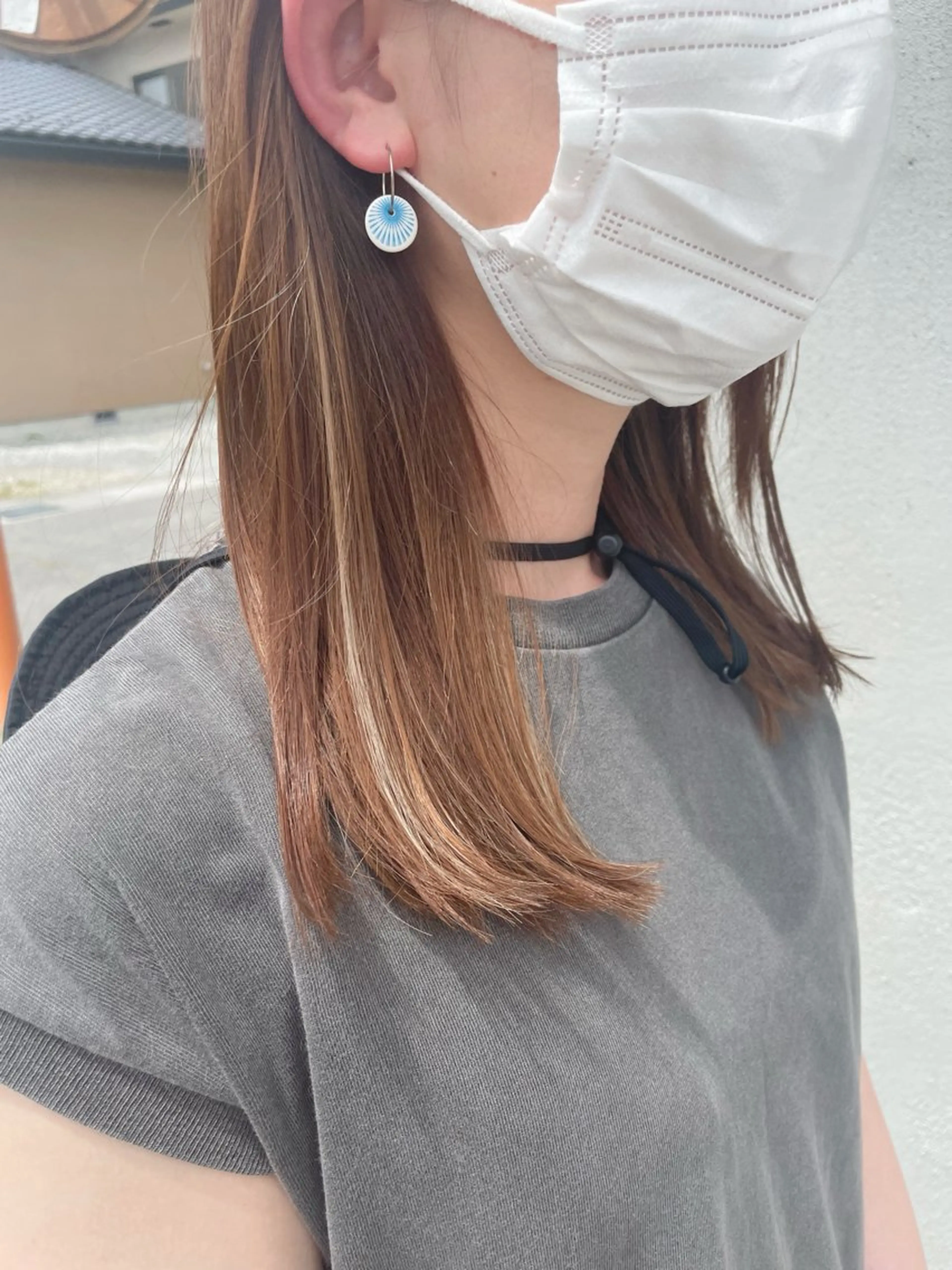 セミロング カラー tozawa .のヘアスタイル