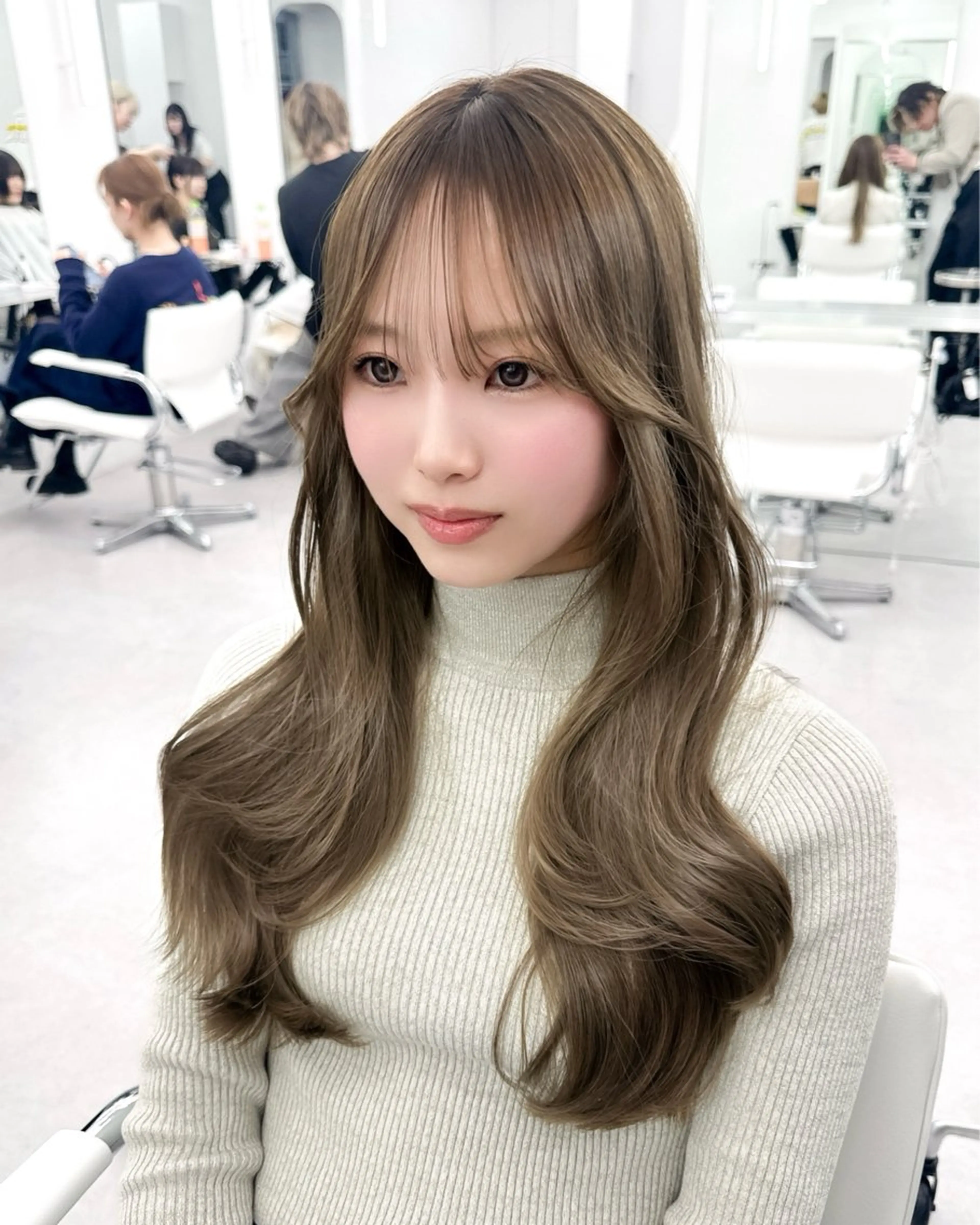 セミロング 韓国風ヘア レイヤーカット カット ヘアカラー トリートメント 顔周り特化/韓国ヘア /レイヤー/吉野幸大のヘアスタイル