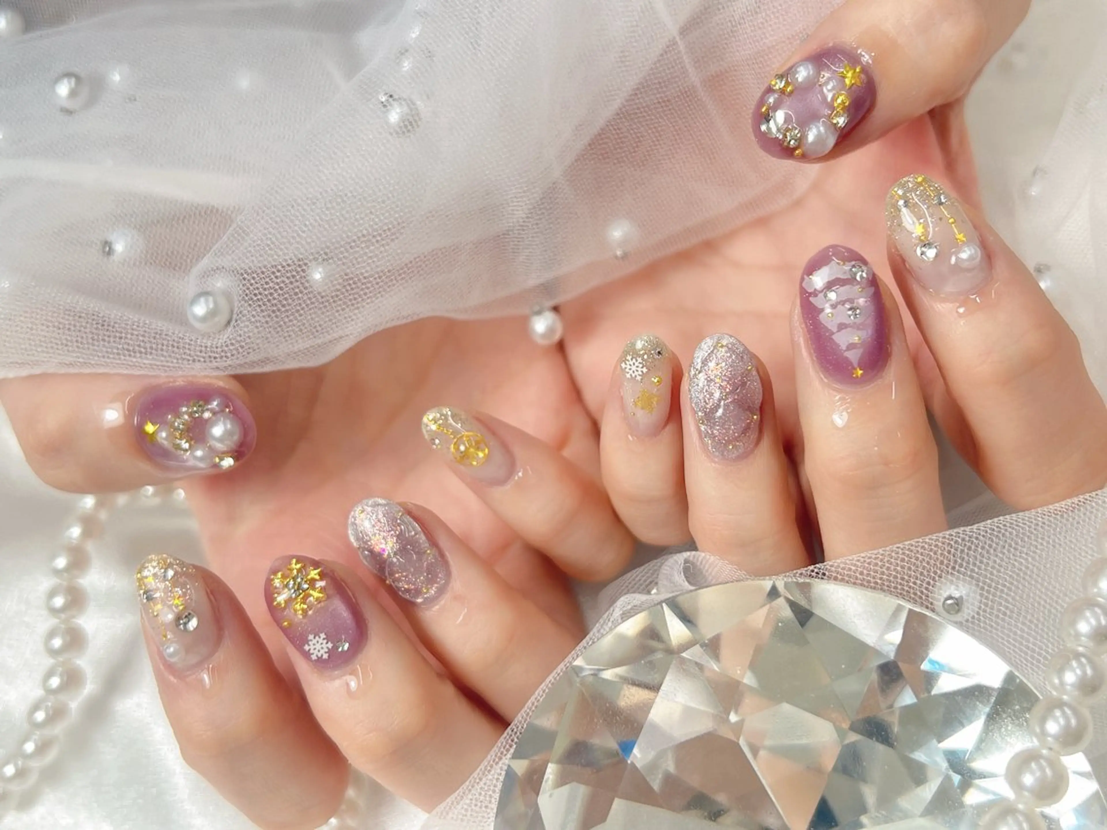 ネイル 冬ネイル クリスマス ハンドネイル bijou nails所属・bijou nails　蓮のネイルデザイン