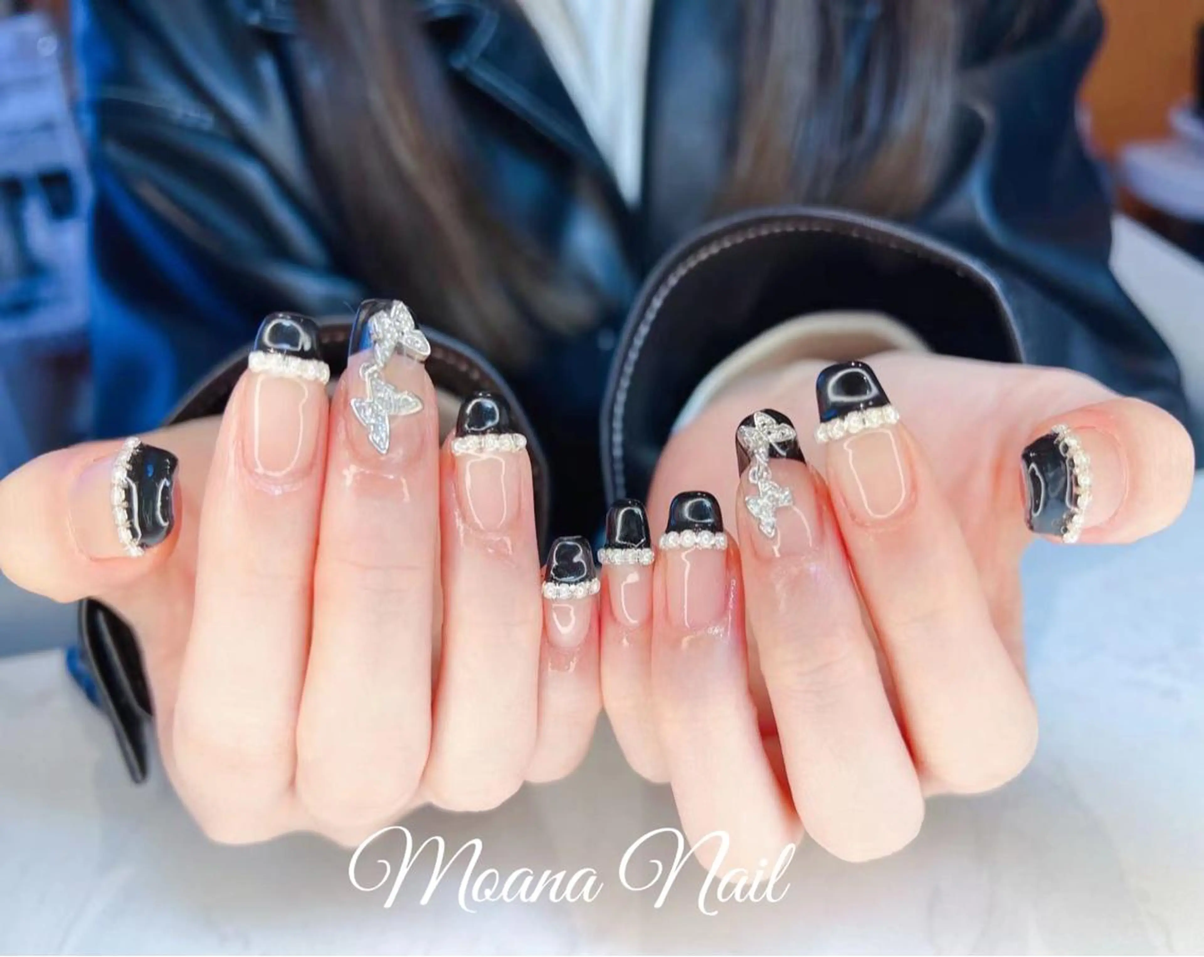 ネイル クリアネイル 長さ出し フットネイル フレンチネイル ジェルネイル 大塚眉毛|ハンドケア |肌管理の眉毛・アイブロウイメージ