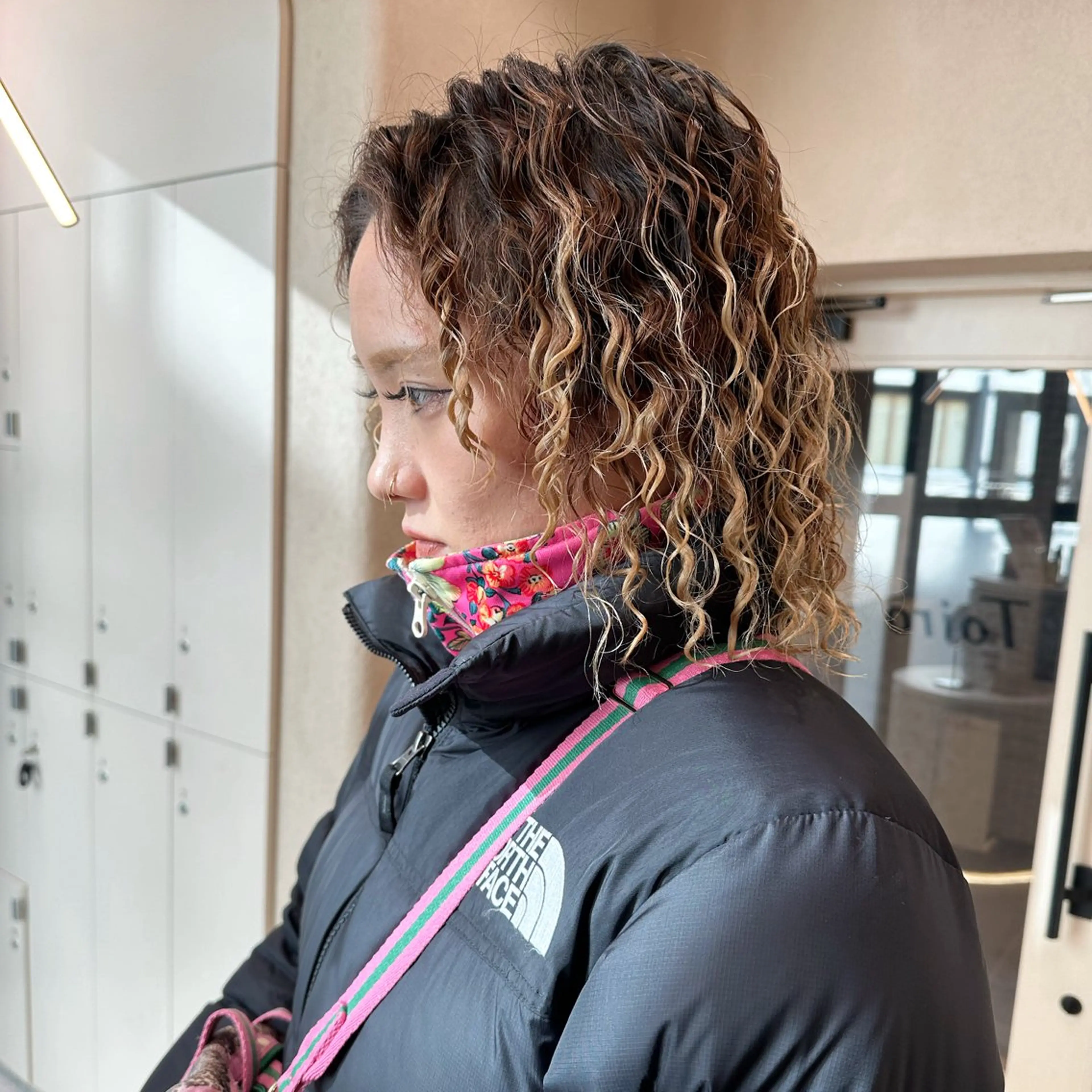 ロング パーマ カット パーマ トリートメント 🟢ウルフ／スパイラ ルパーマ／大西🟢のヘアスタイル